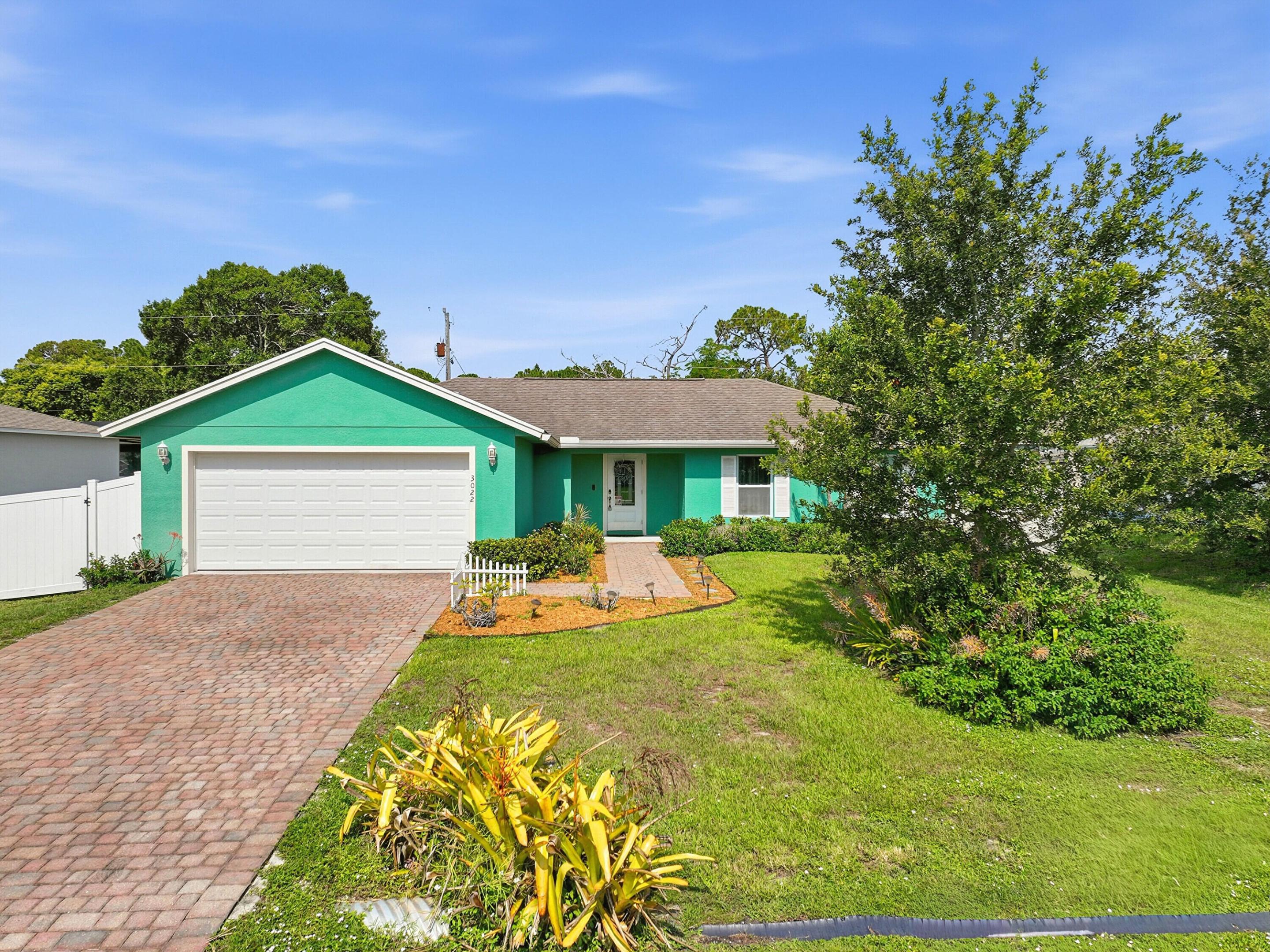 3022 Sw Segovia Street Property Photo 2