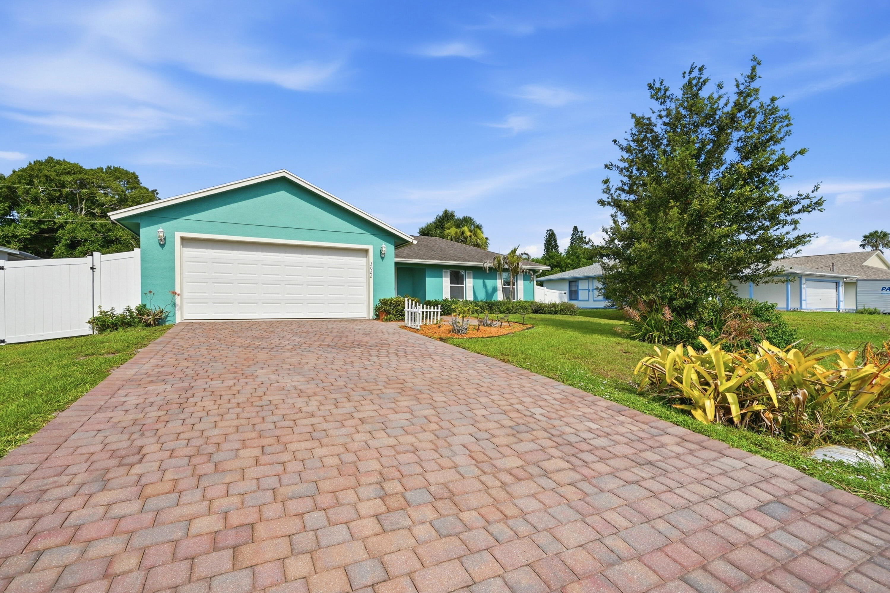 3022 Sw Segovia Street Property Photo 4