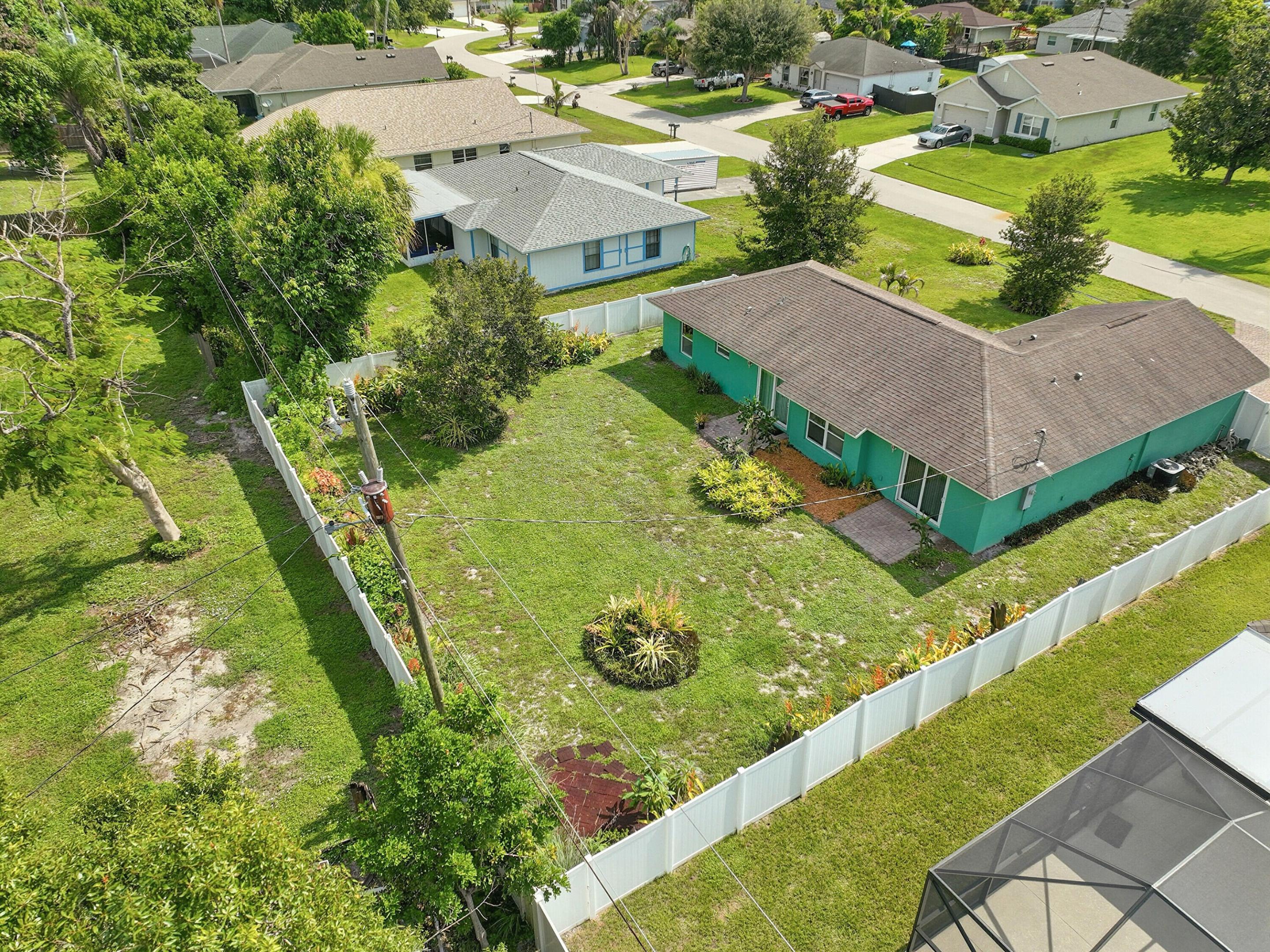 3022 Sw Segovia Street Property Photo 9