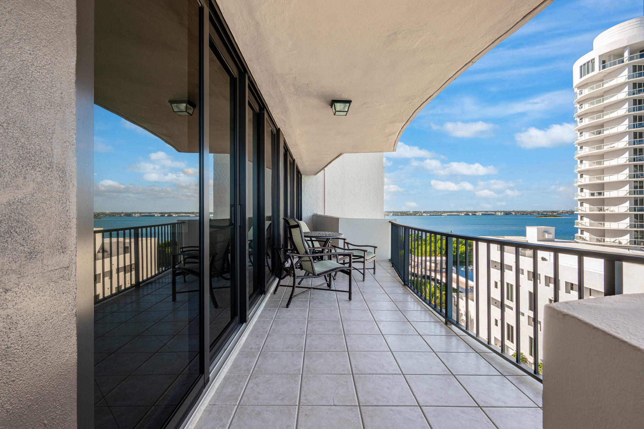 4200 N Ocean Drive 1-1101 Property Photo 28