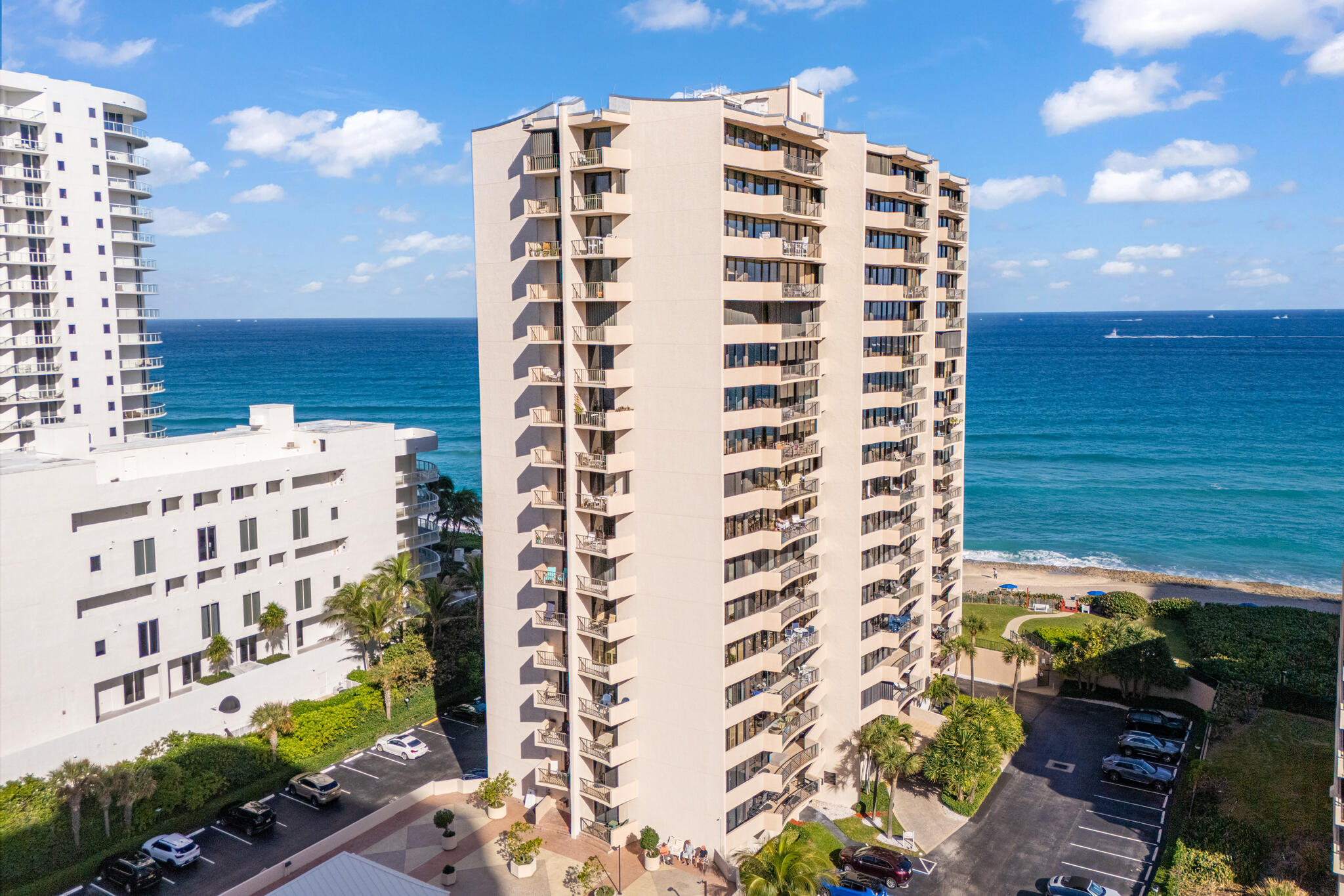 4200 N Ocean Drive 1-1101 Property Photo 31