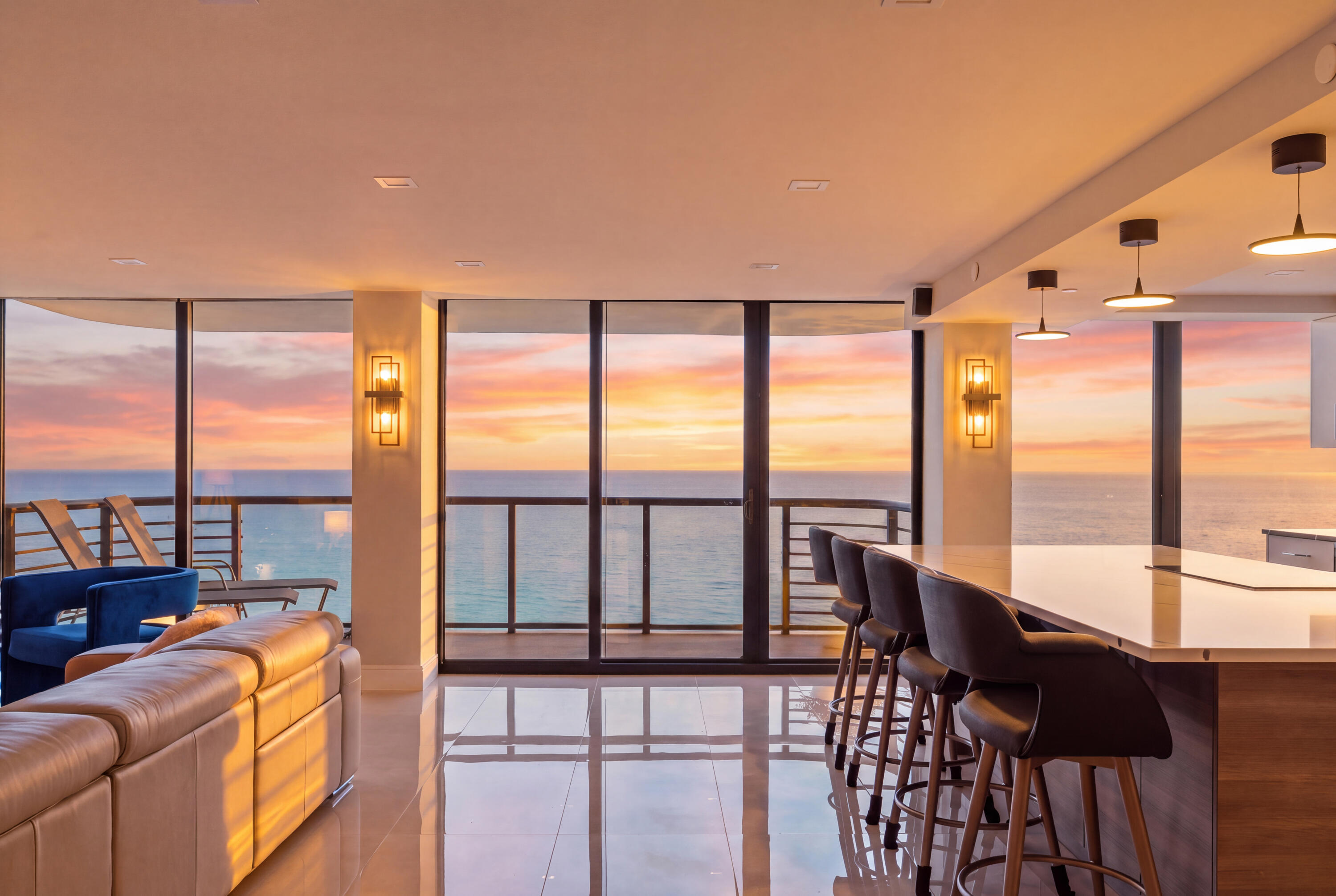 250 S Ocean Boulevard 15d Property Photo 4