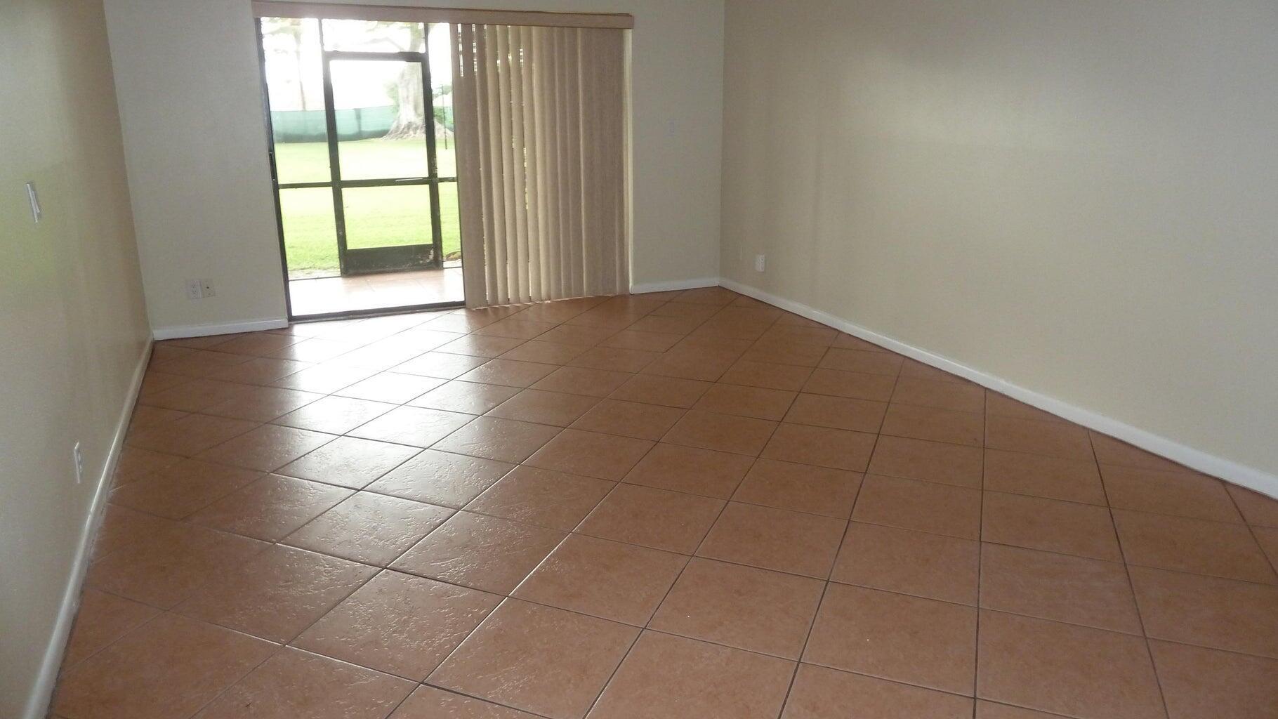 9355 Sw 8th Street 103 Property Photo 5
