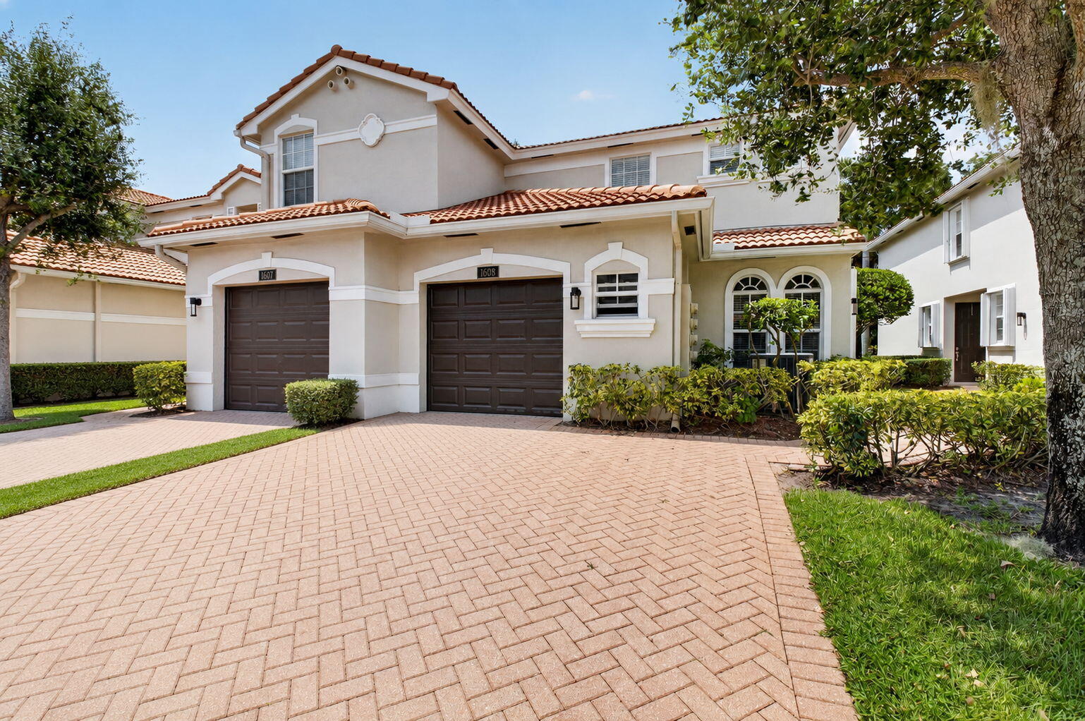 16129 Poppyseed Circle 1608 Property Photo 1
