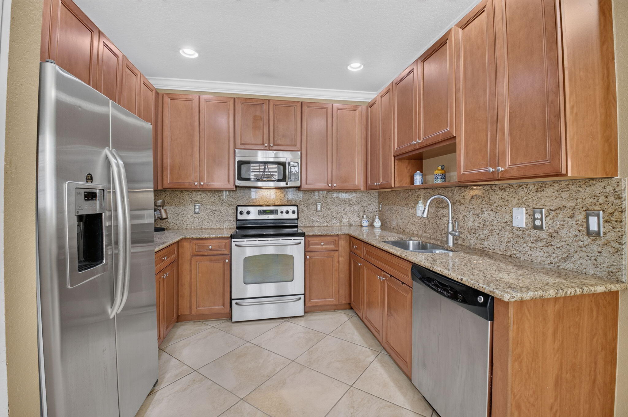 16129 Poppyseed Circle 1608 Property Photo 12
