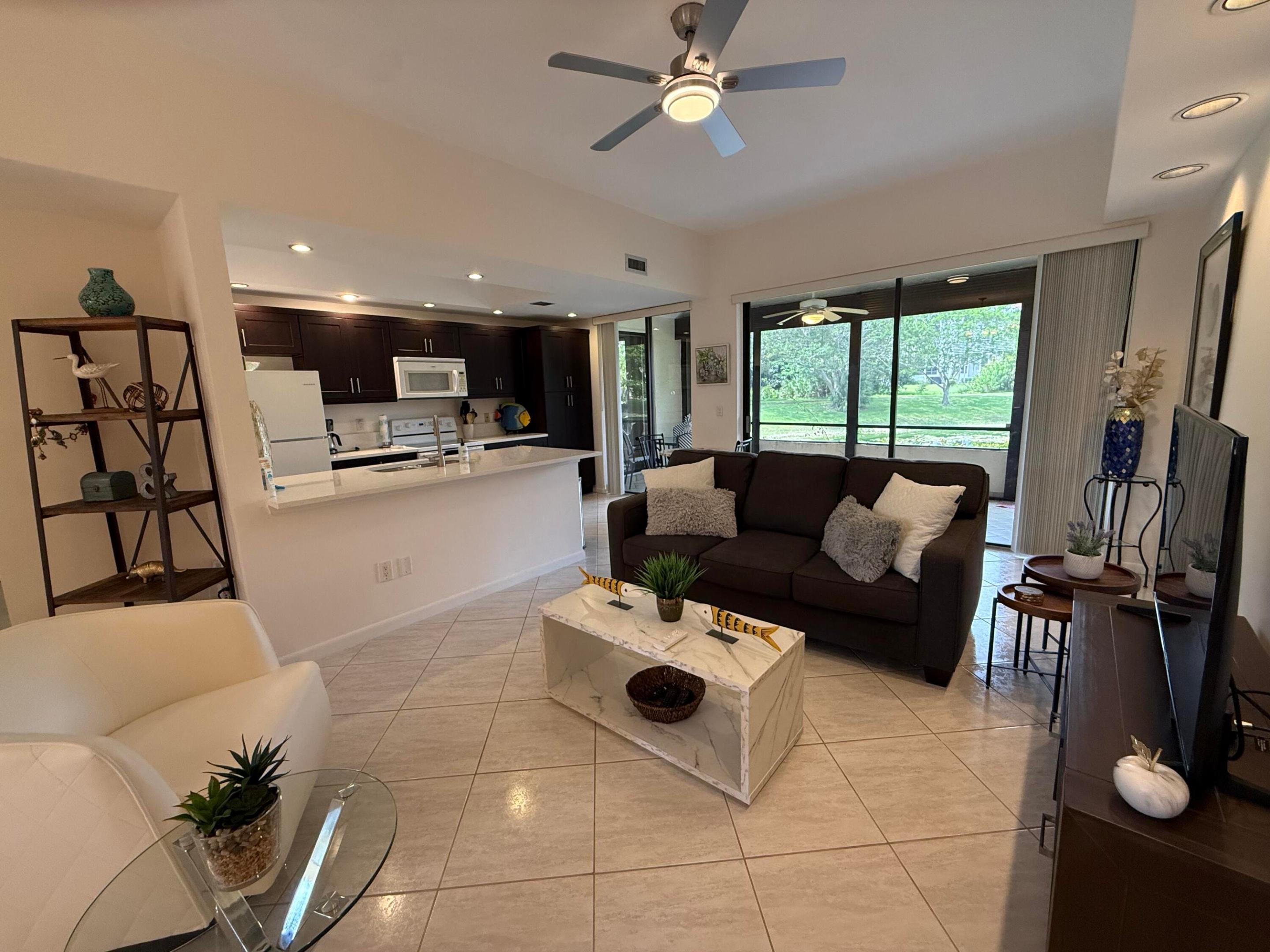 7472 La Paz Boulevard 102 Property Photo 3