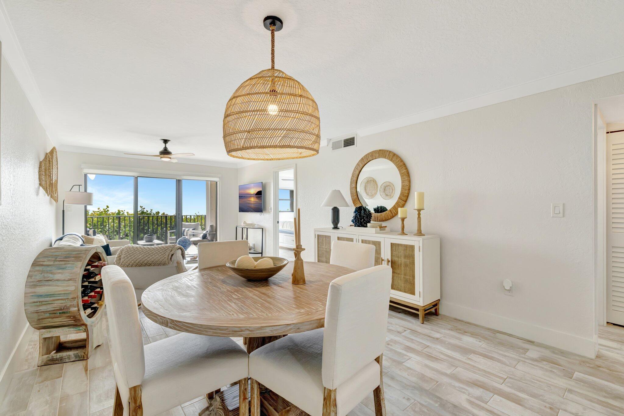 7420 S Ocean Drive 215 Property Photo 4