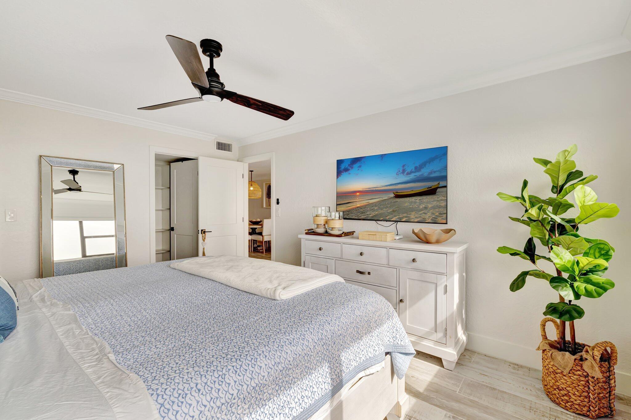 7420 S Ocean Drive 215 Property Photo 16