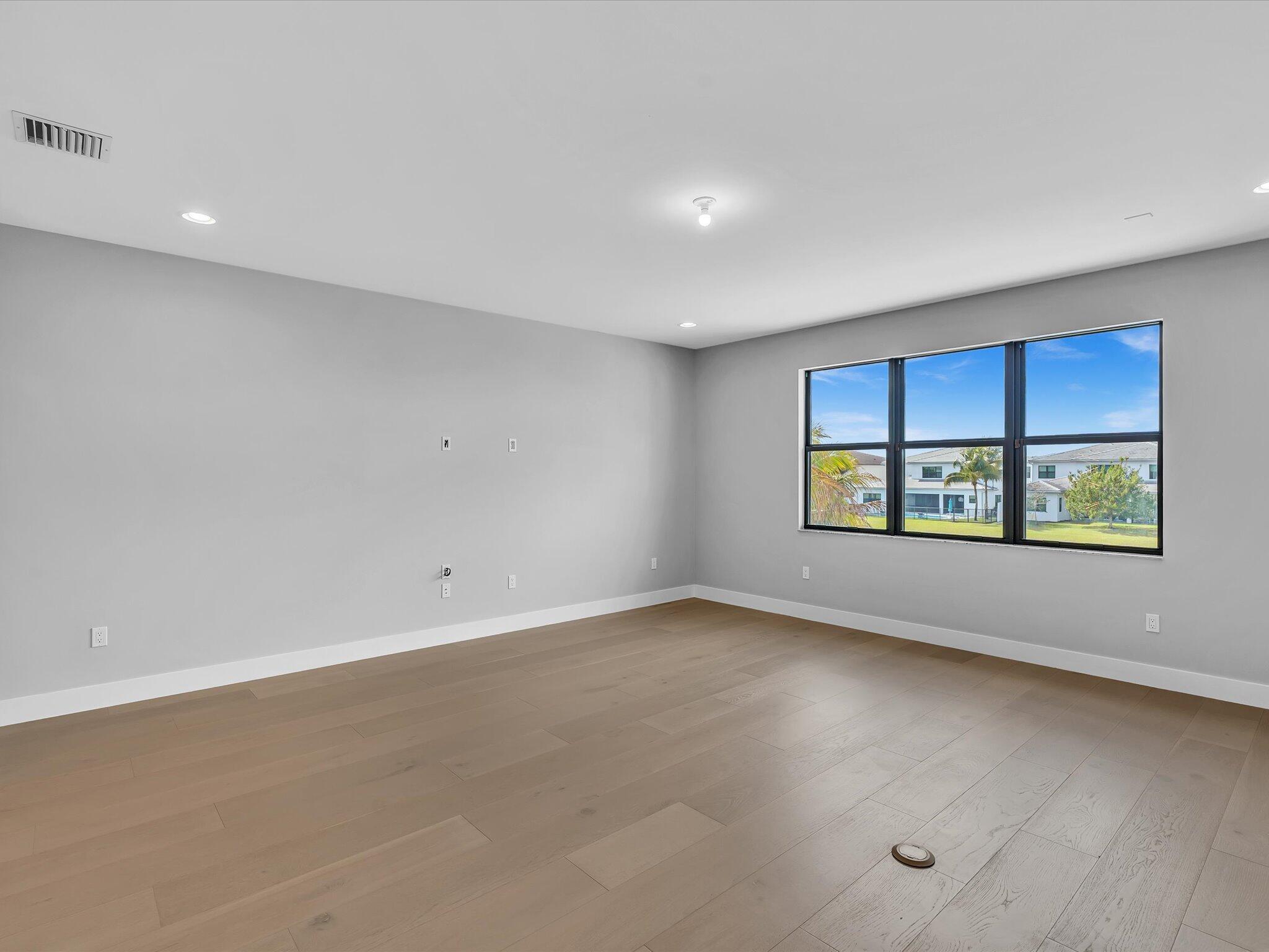 17065 Rainbow Fls Trail Property Photo 94