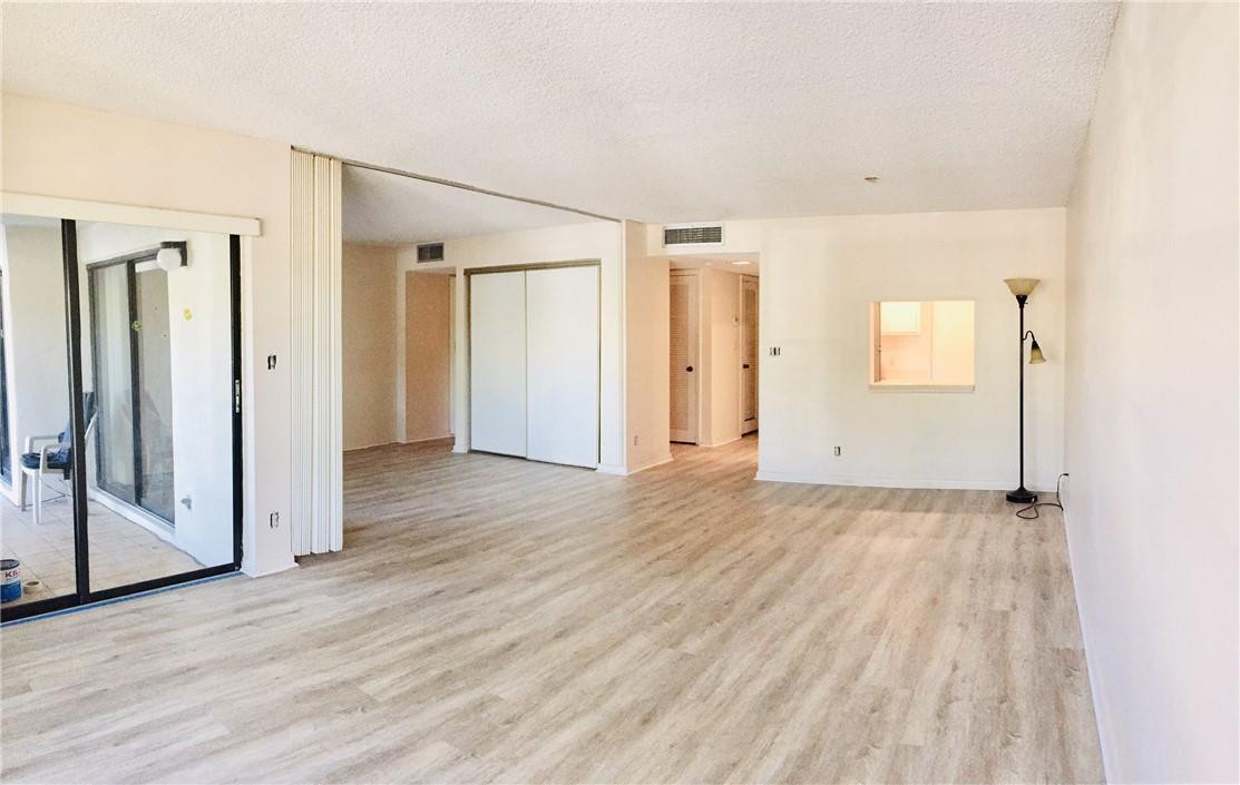 2316 S Cypress Bend Drive 220 Property Photo 15