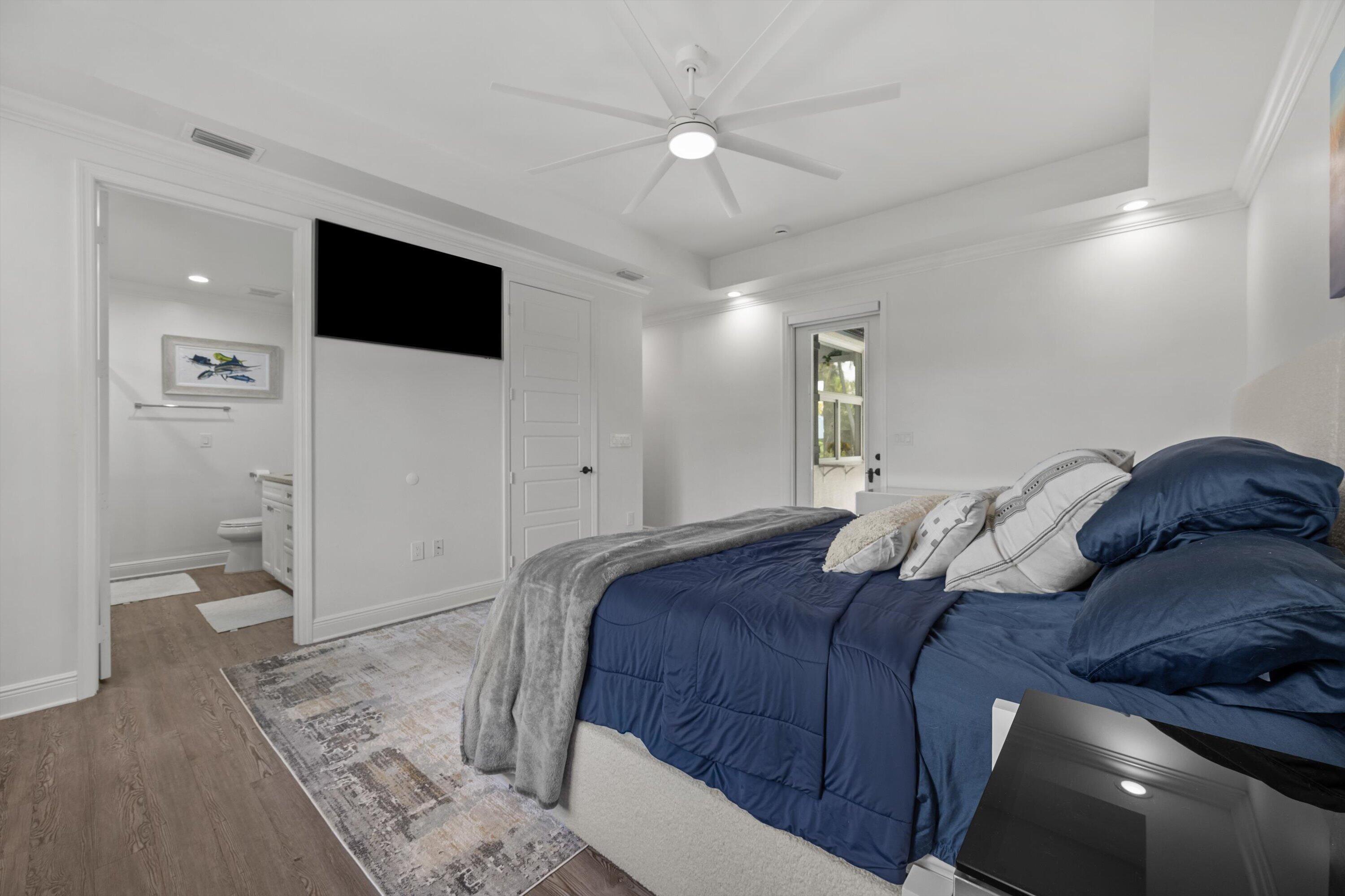 765 Lagoon Drive Property Photo 21