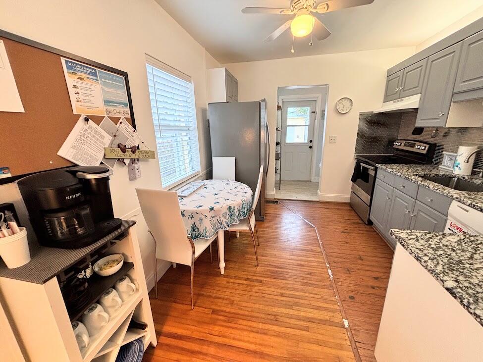 1706 St Lucie Court Property Photo 8