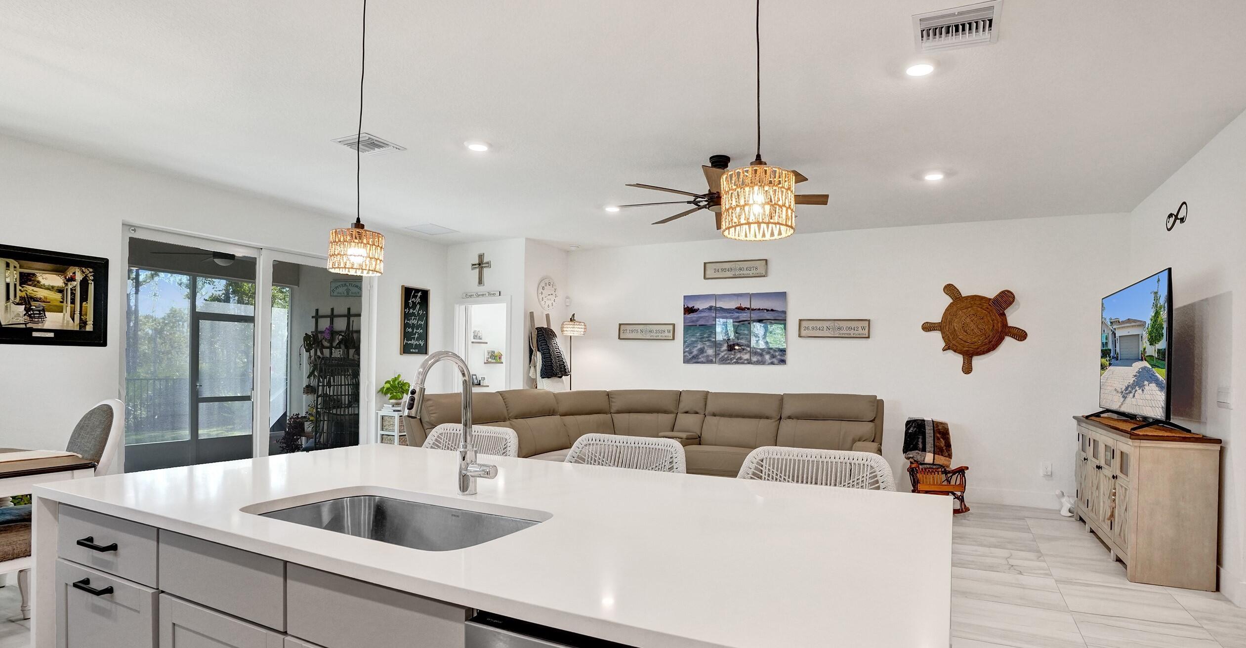 6651 Se Park Trace Drive Property Photo 13