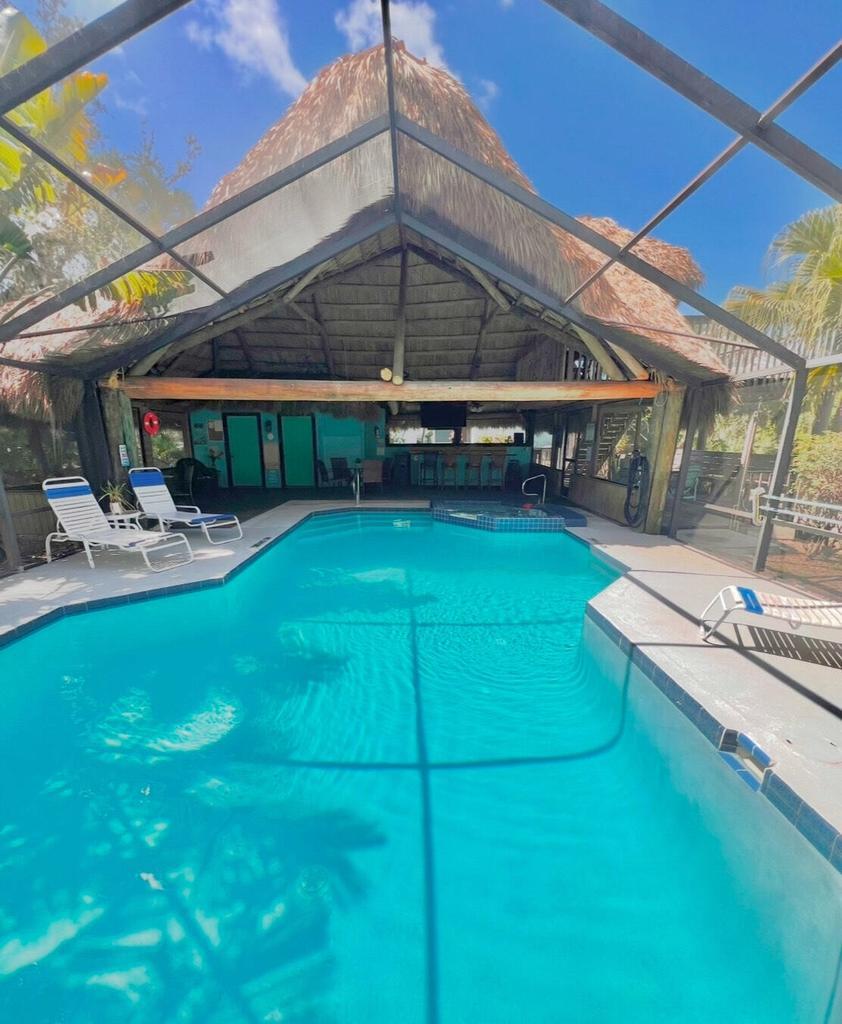 1812 Se Hideaway Circle Property Photo 1