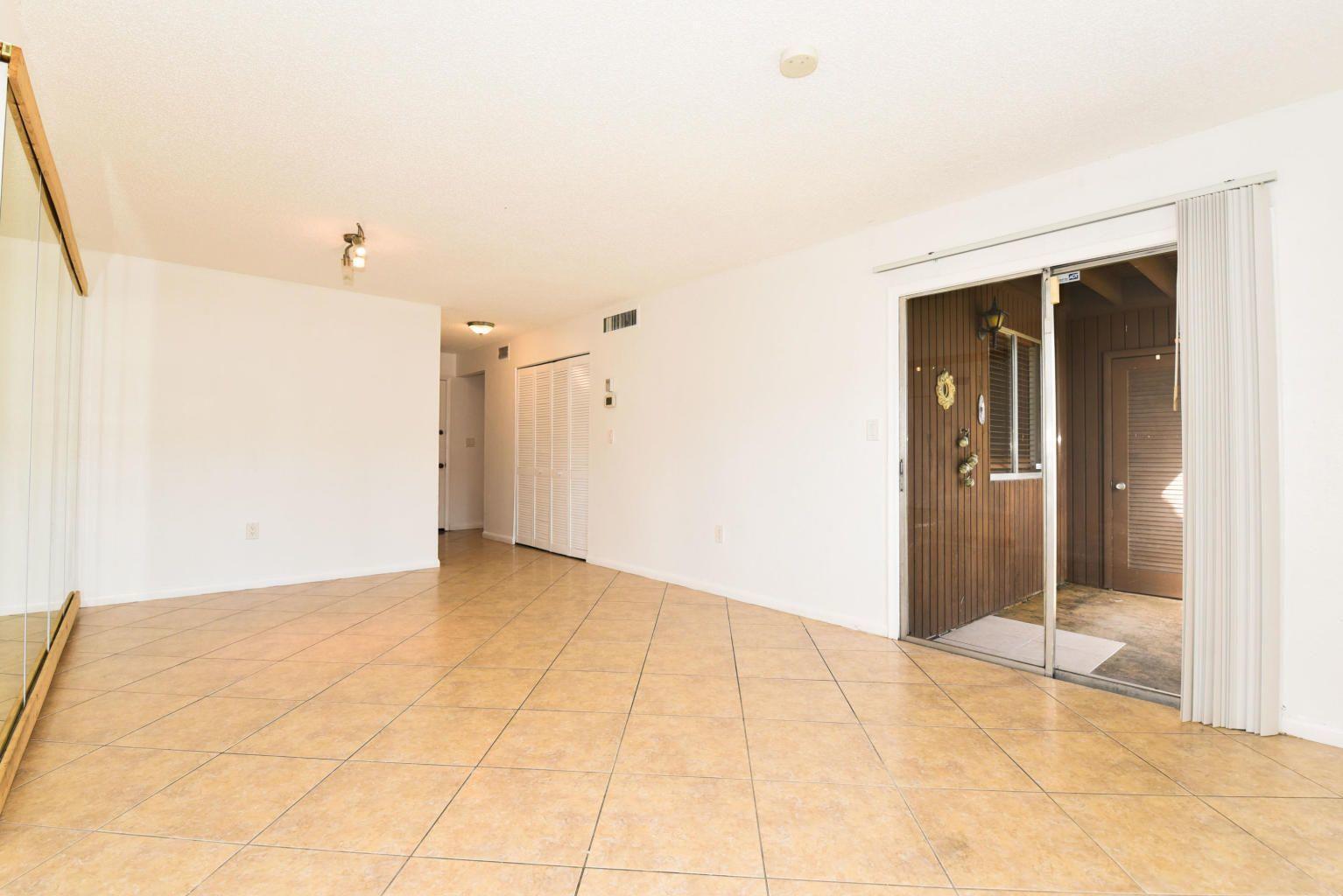 6054 Forest Hill Boulevard 103 Property Photo 5