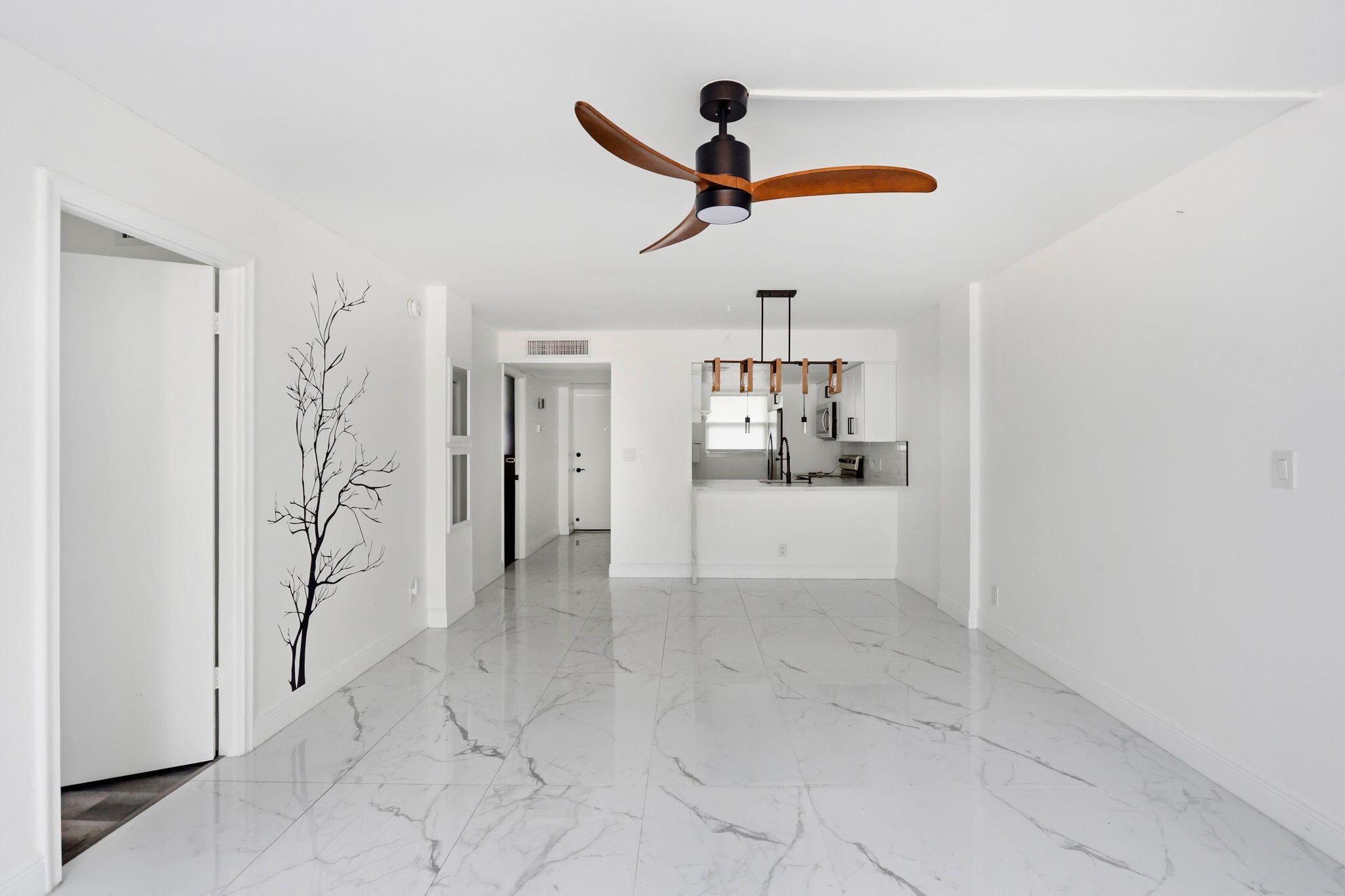 118 Royal Park Drive 1b Property Photo 5