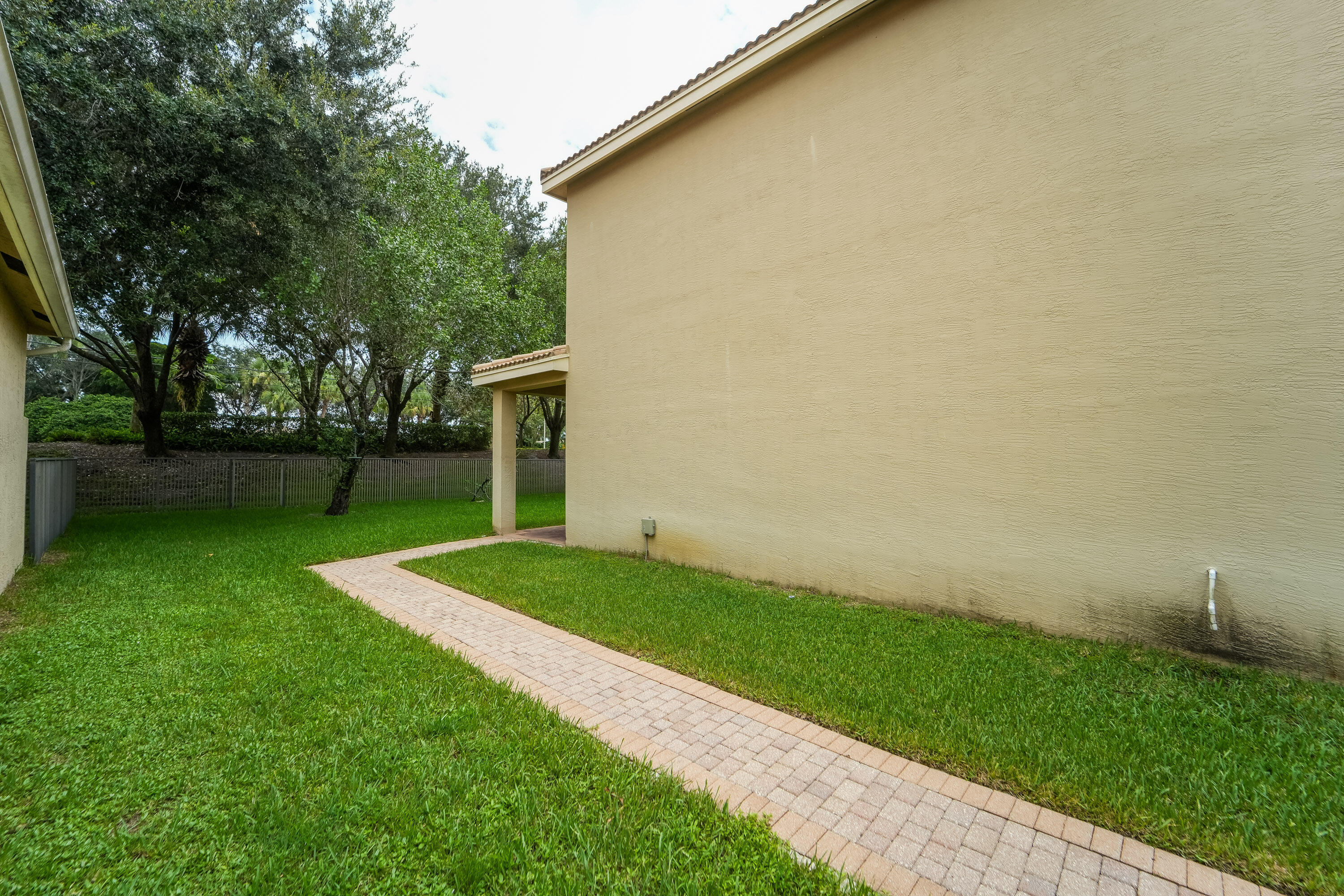 10941 Bitternut Hickory Lane Property Photo 41