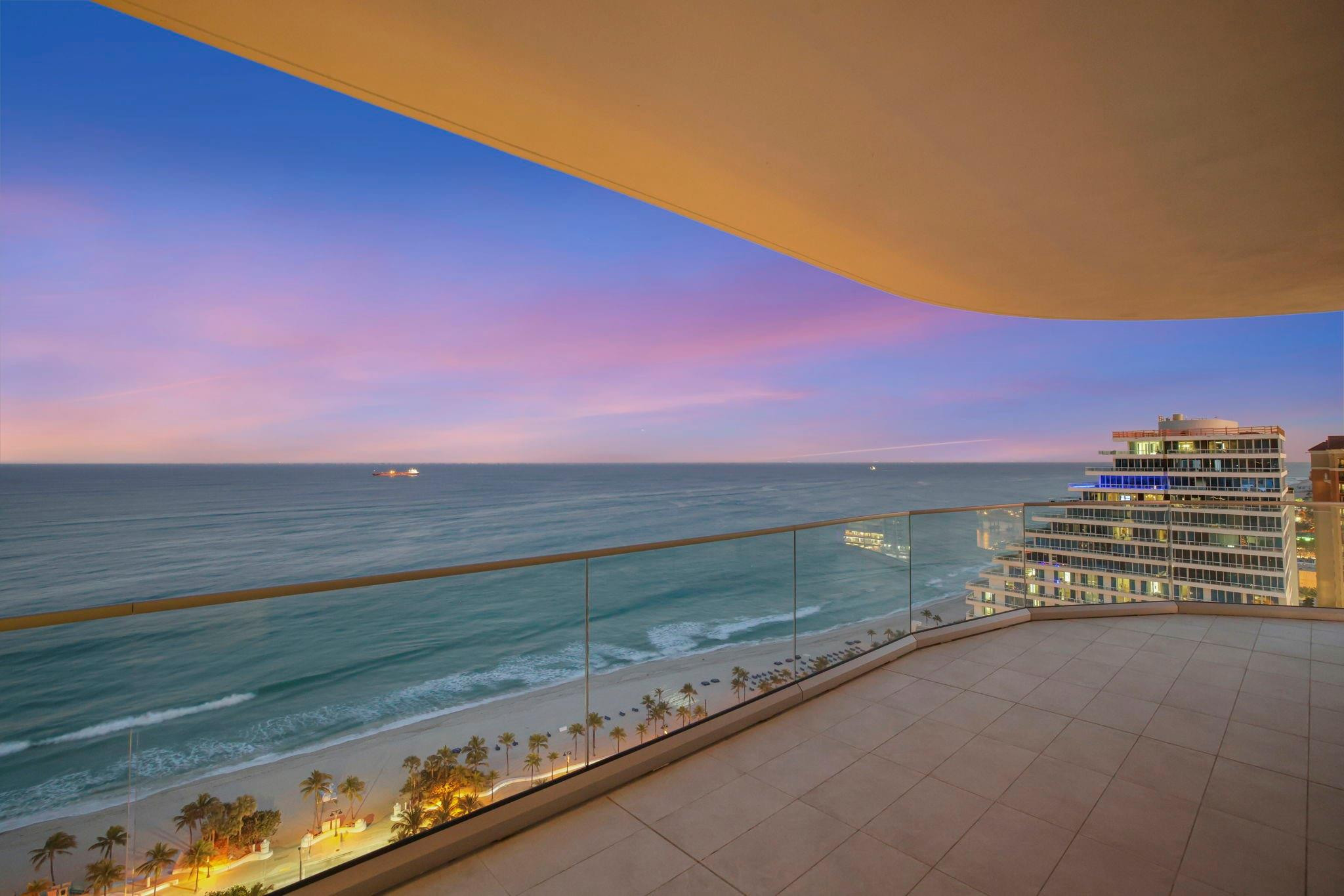 153 N Seabreeze Boulevard 2202-S