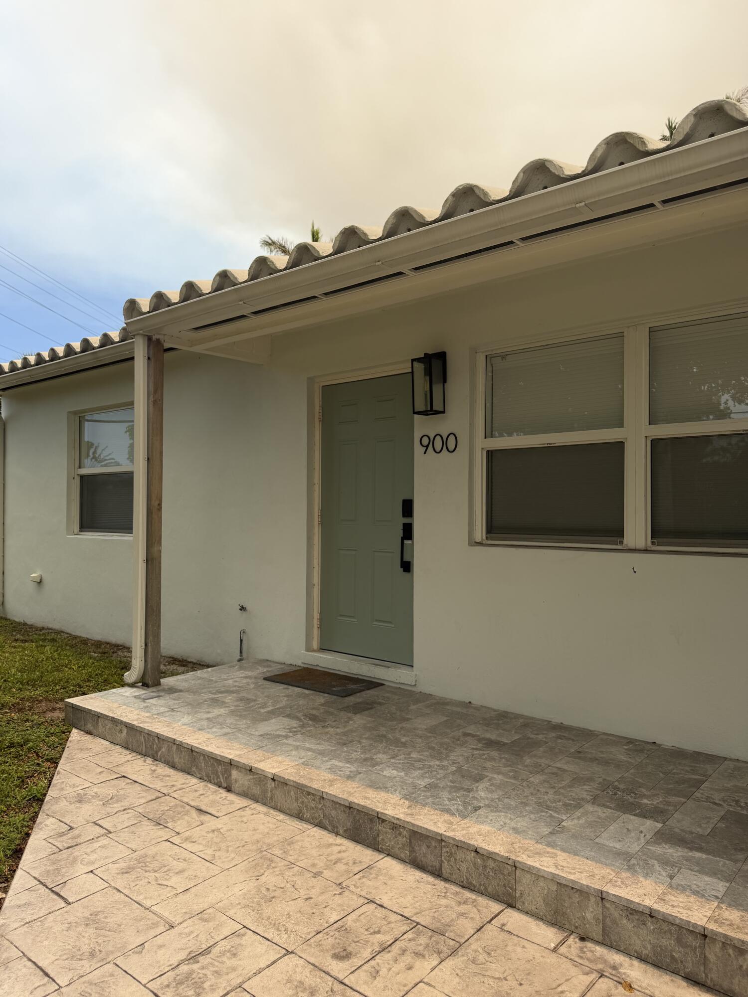 900 Citrus Isle Property Photo 1