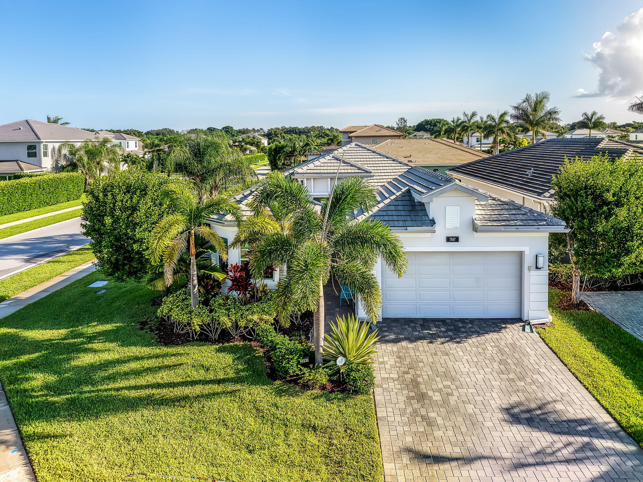 7887 Waterford Isles Lane