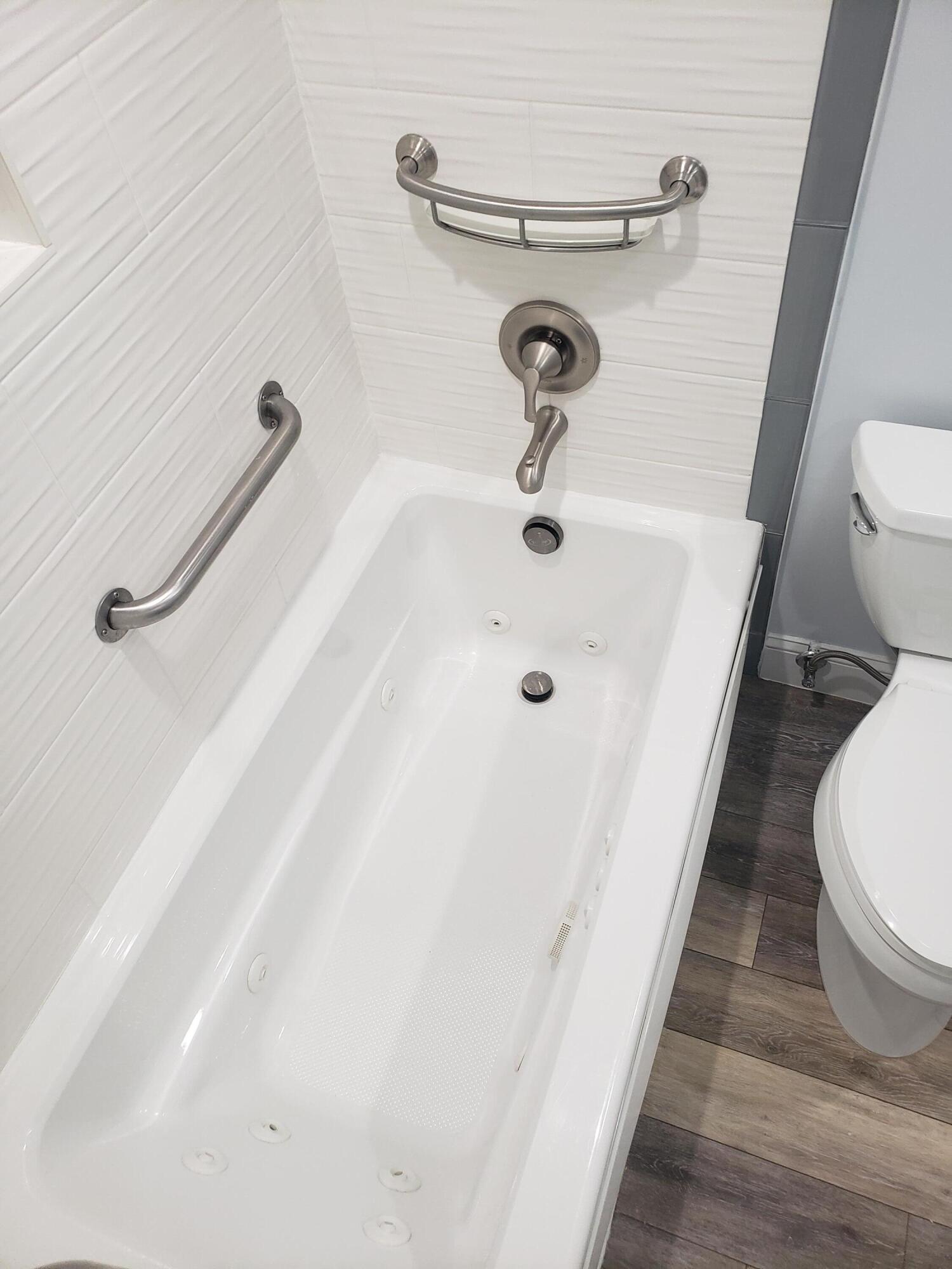 54 Piedmont B Property Photo 9