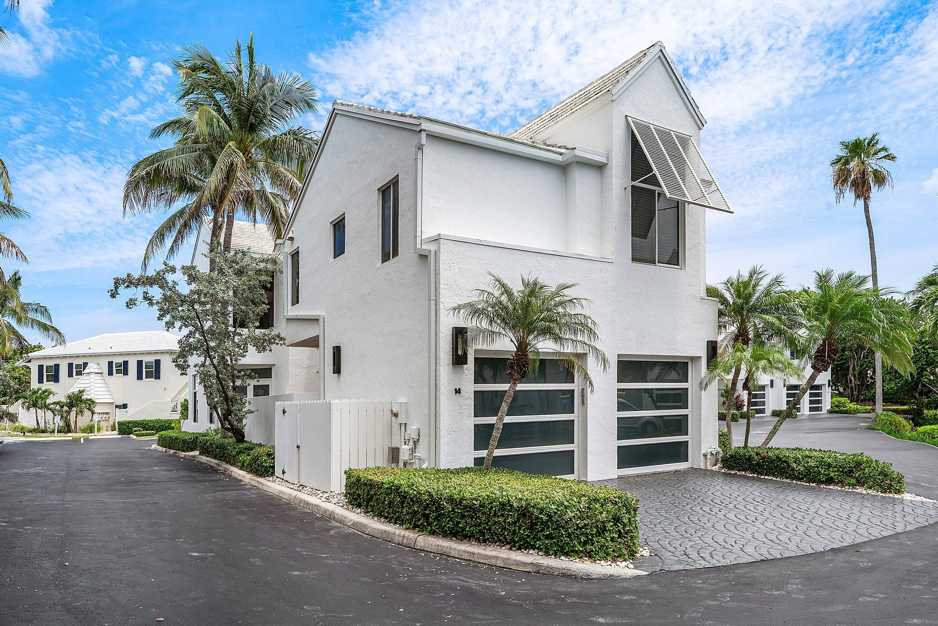 2115 S Ocean Boulevard 14 Property Photo 2