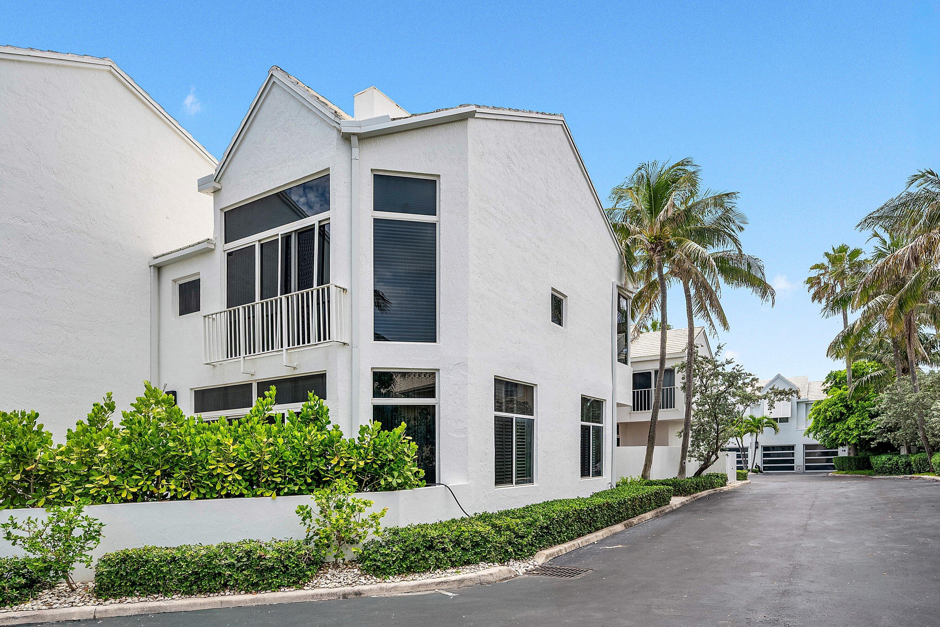 2115 S Ocean Boulevard 14 Property Photo 3