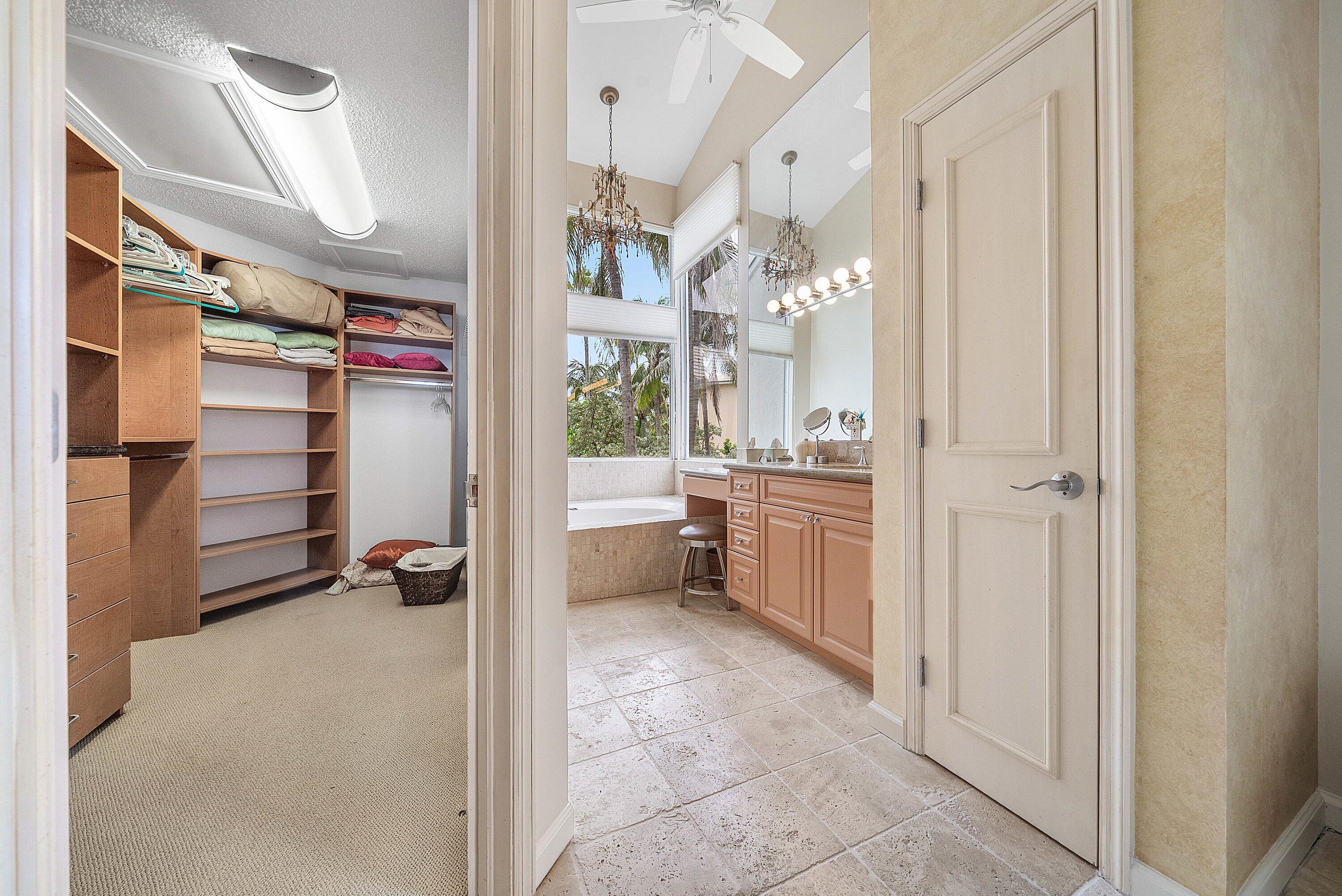 2115 S Ocean Boulevard 14 Property Photo 35