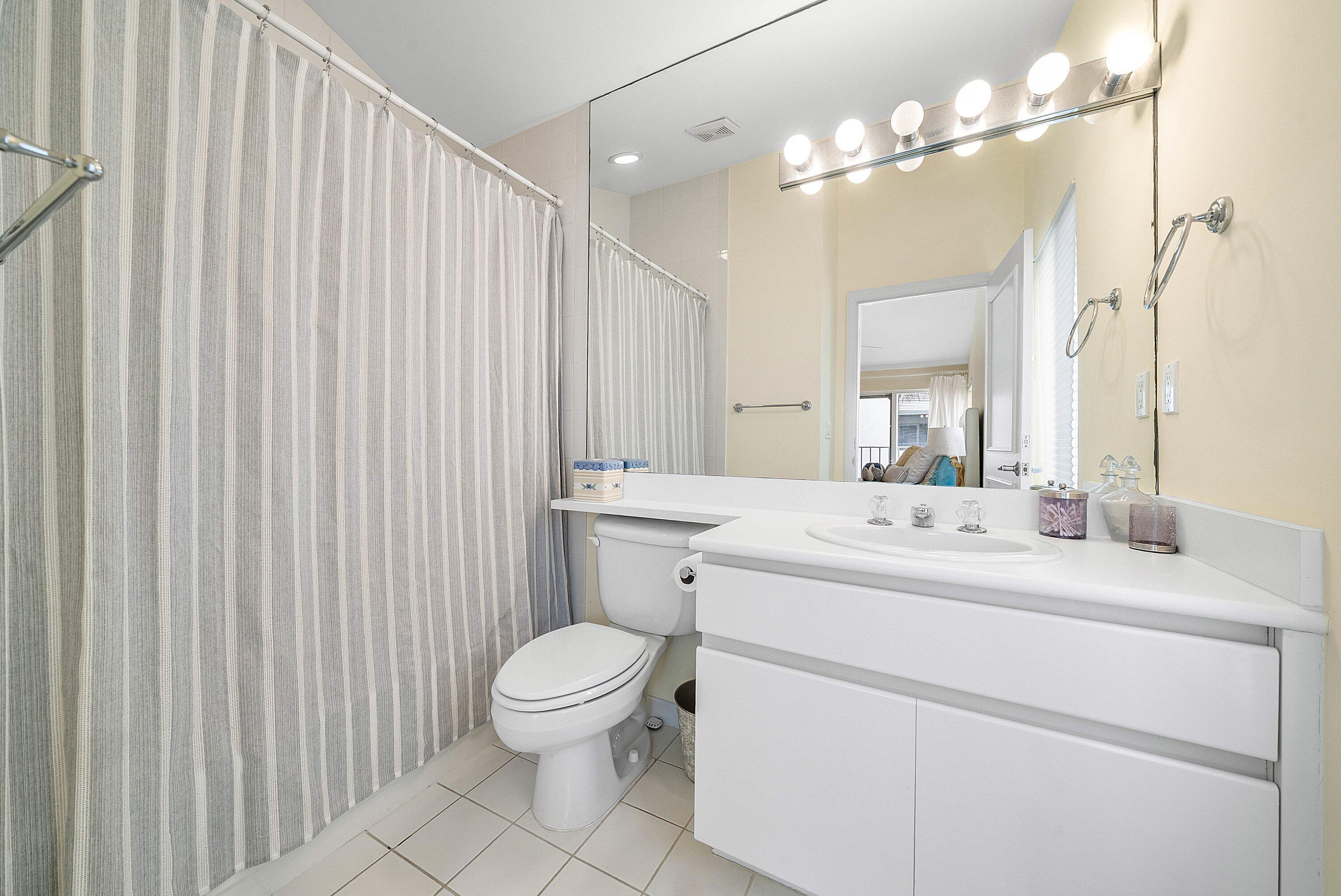 2115 S Ocean Boulevard 14 Property Photo 43