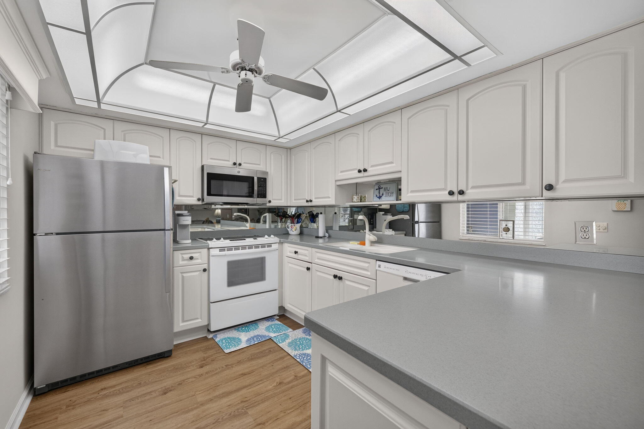 2400 S Ocean Drive 7414 Property Photo 4