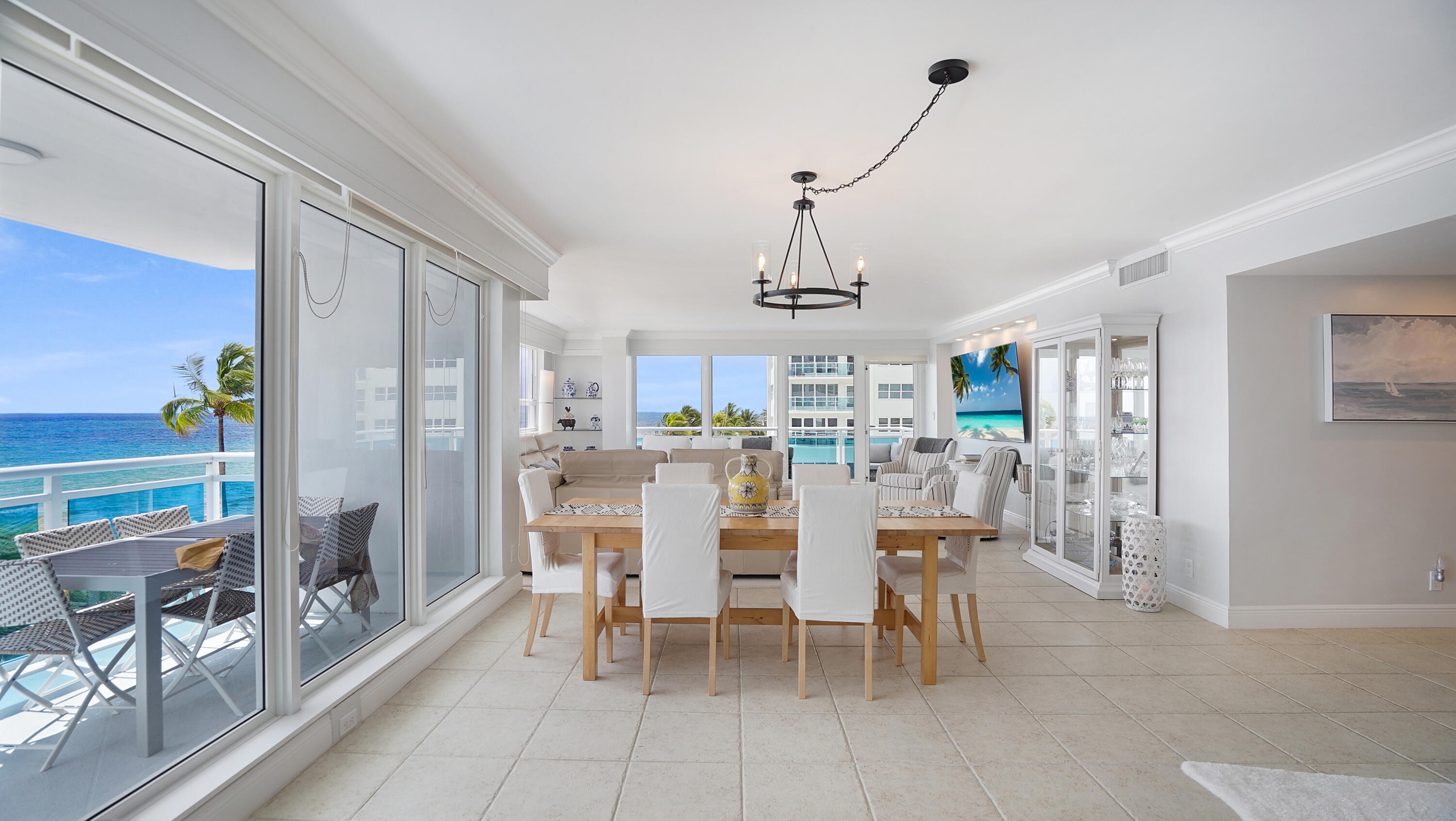 3430 Galt Ocean Drive 407 Property Photo 3