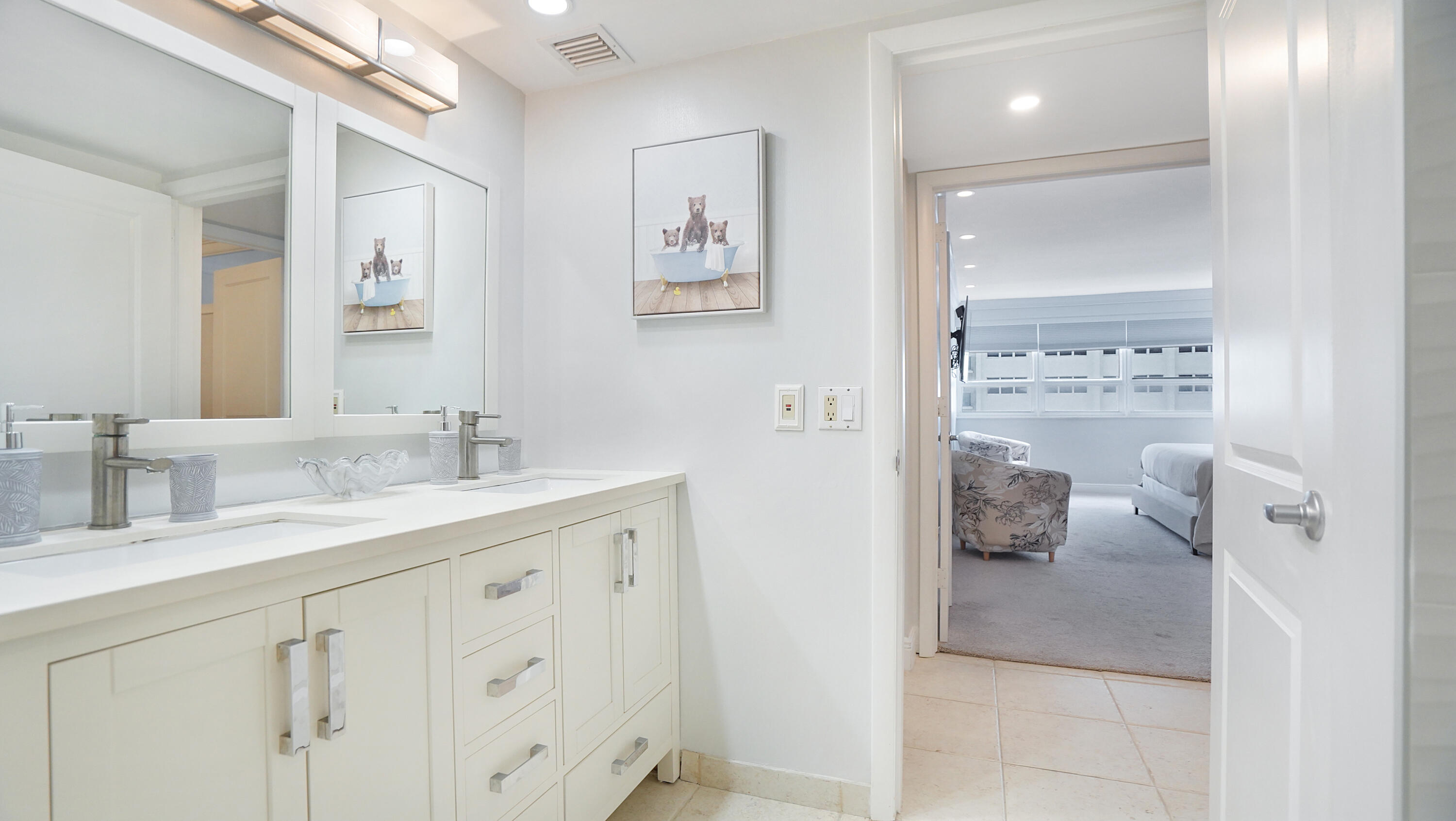3430 Galt Ocean Drive 407 Property Photo 25