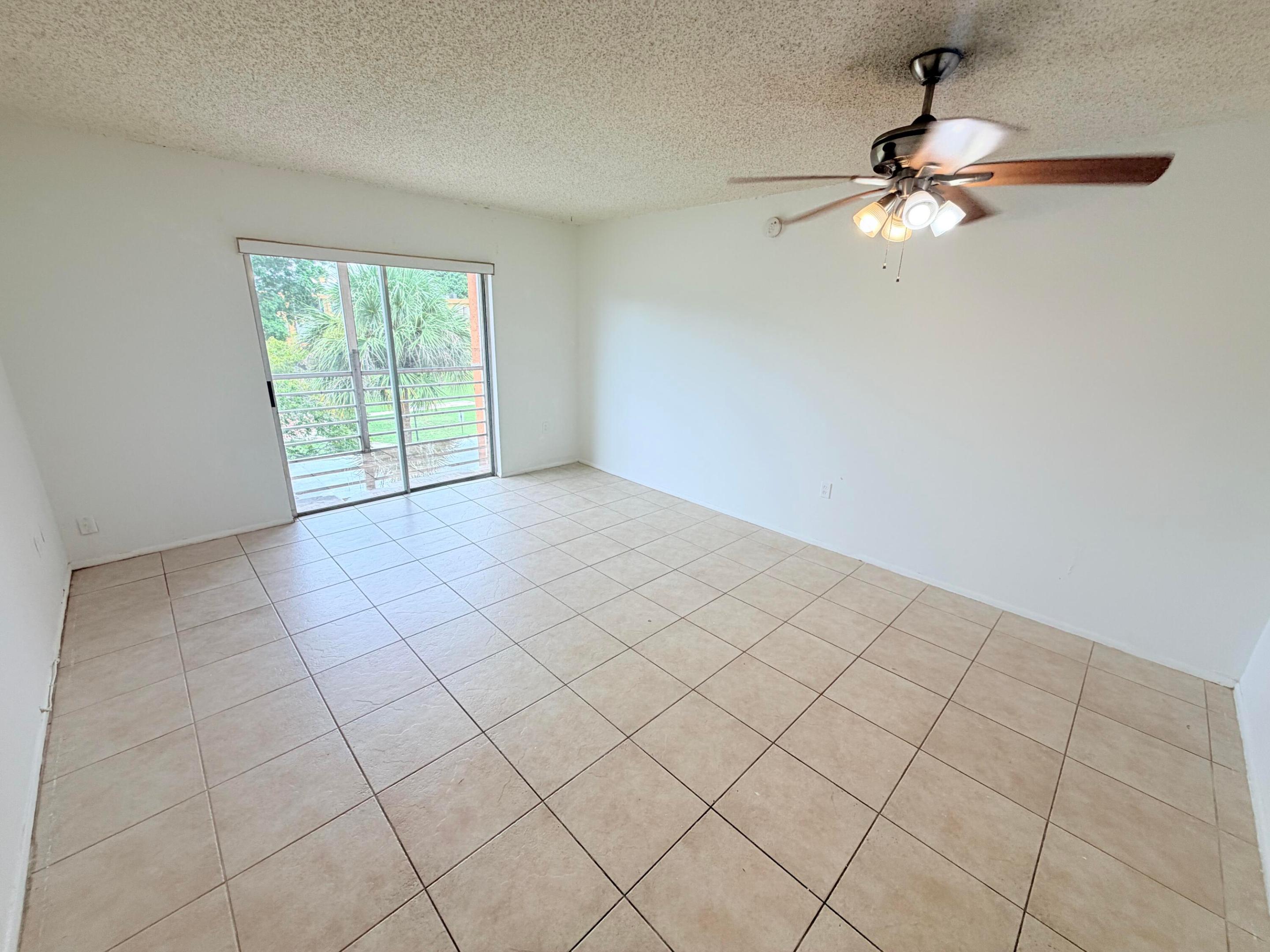4304 Nw 9th Avenue 3-3b Property Photo 1