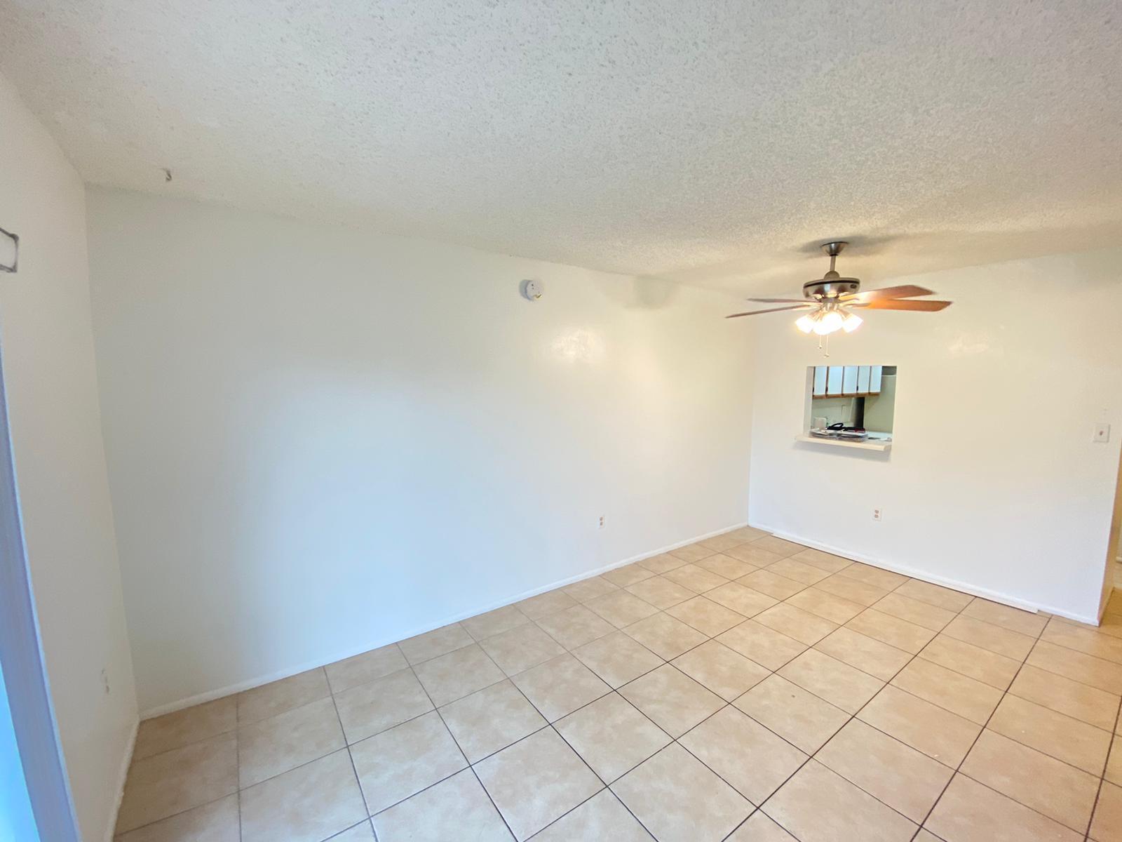 4304 Nw 9th Avenue 3-3b Property Photo 2