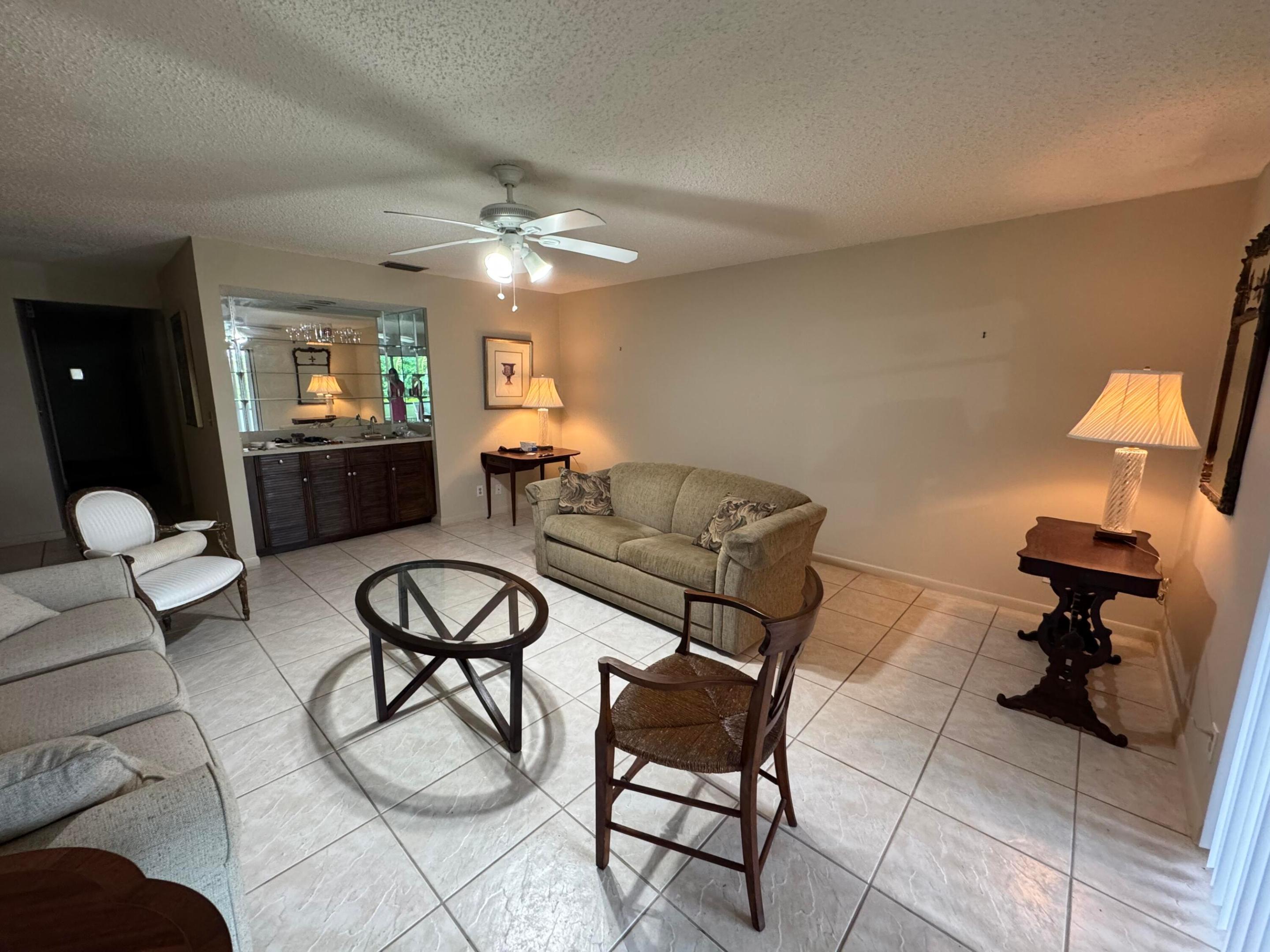 11894 Suellen Circle Property Photo 7