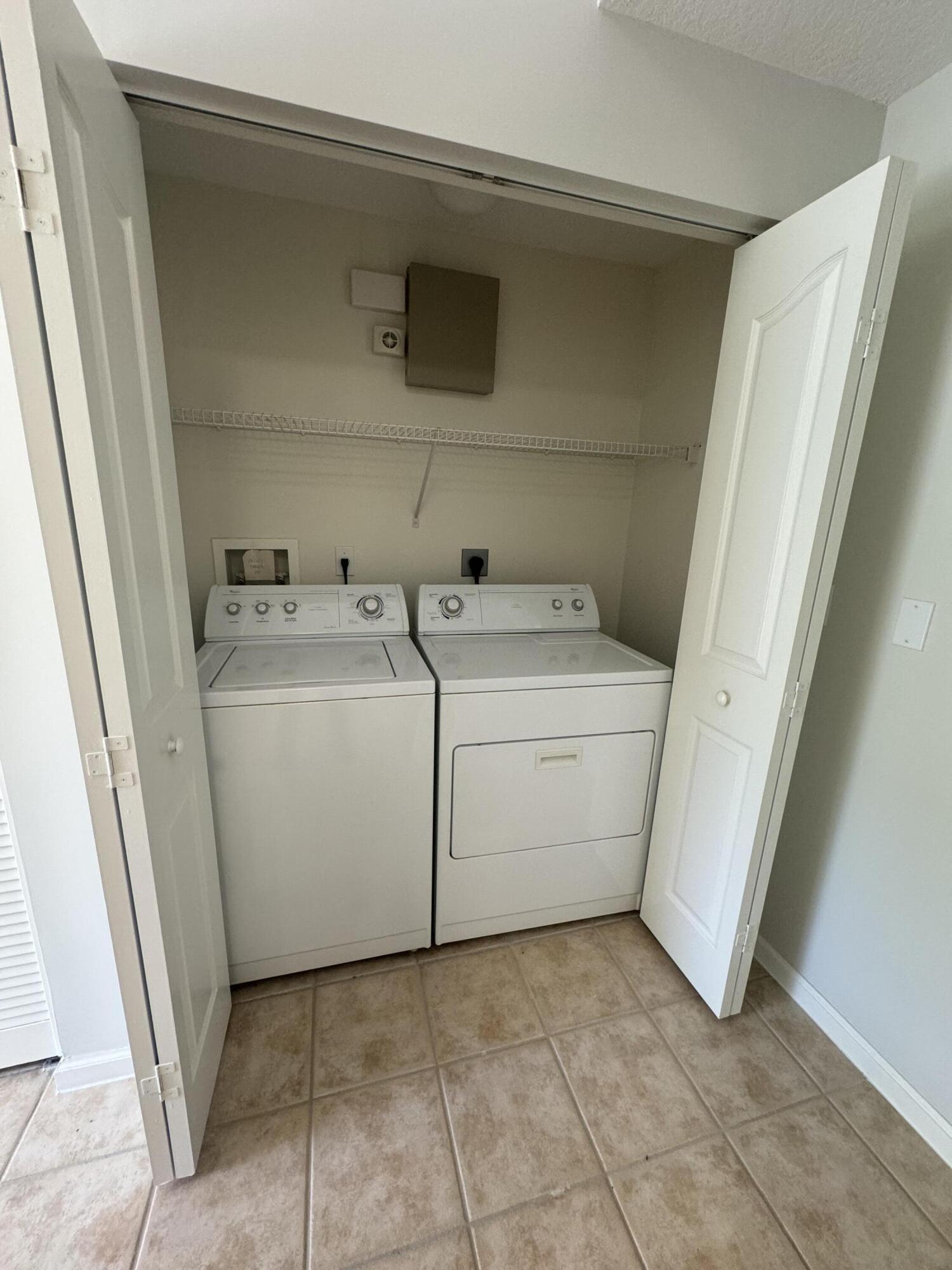 225 Murcia Drive 305 Property Photo 4