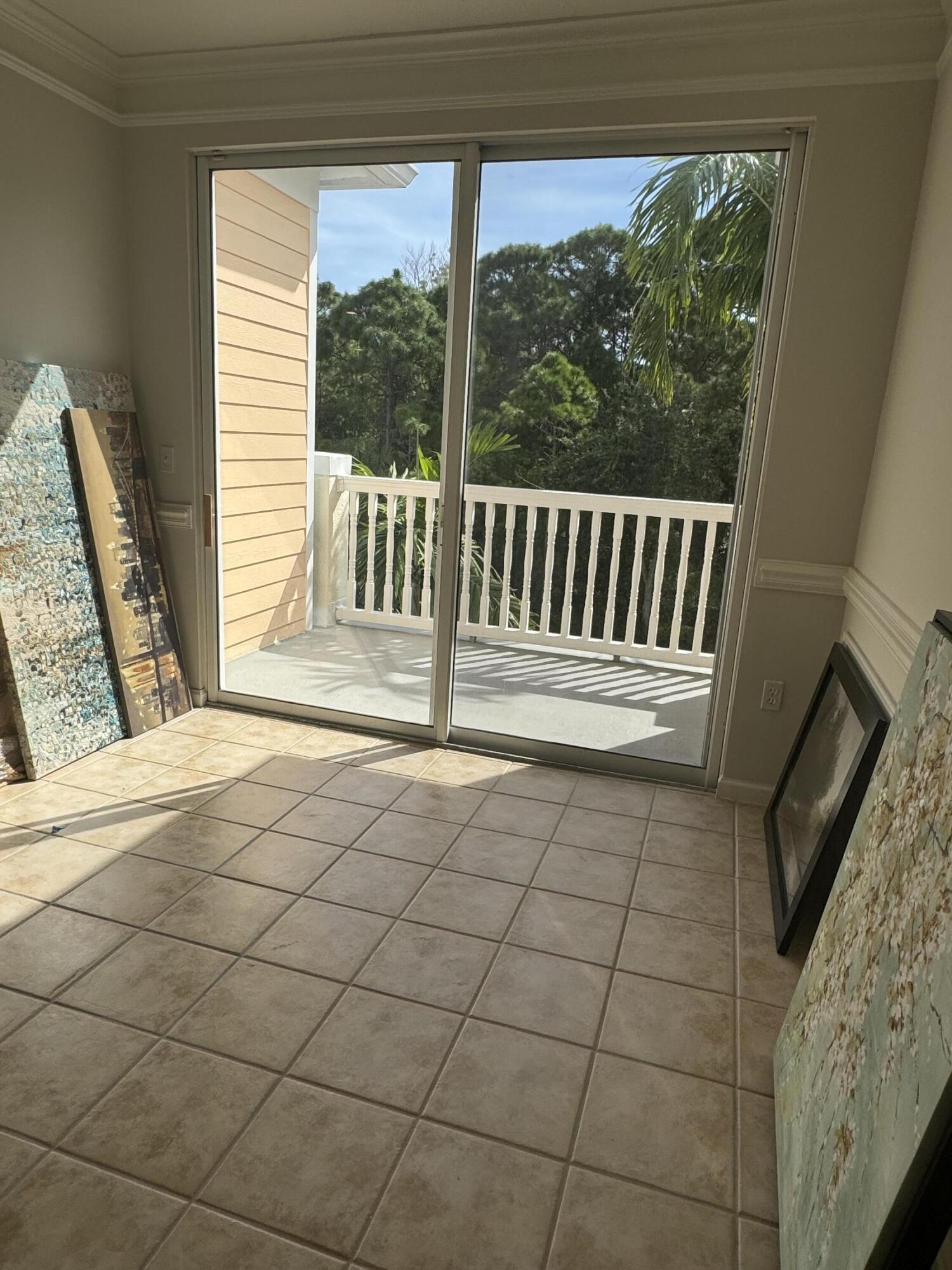 225 Murcia Drive 305 Property Photo 10