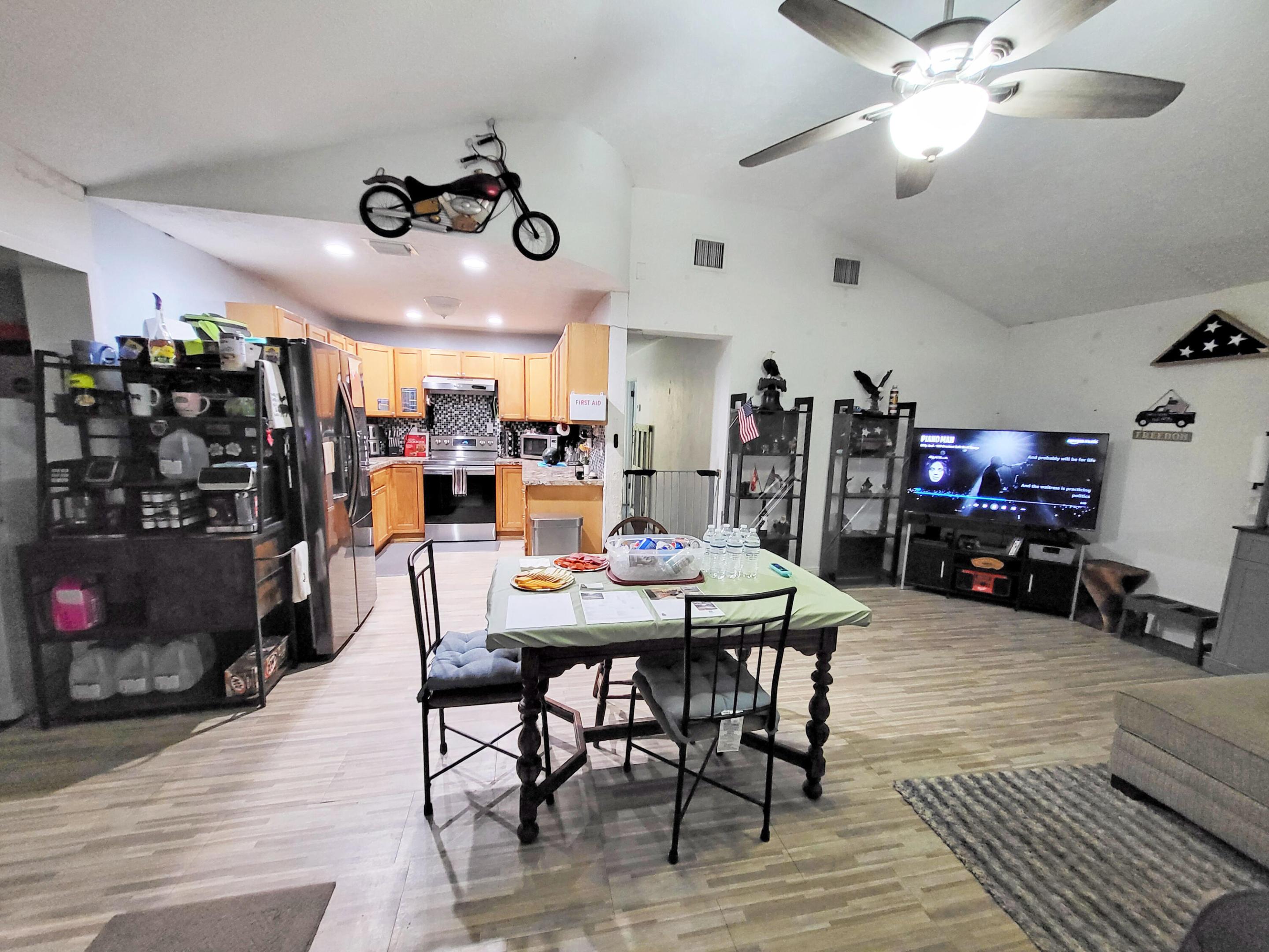 368 Johnston Street Property Photo 1
