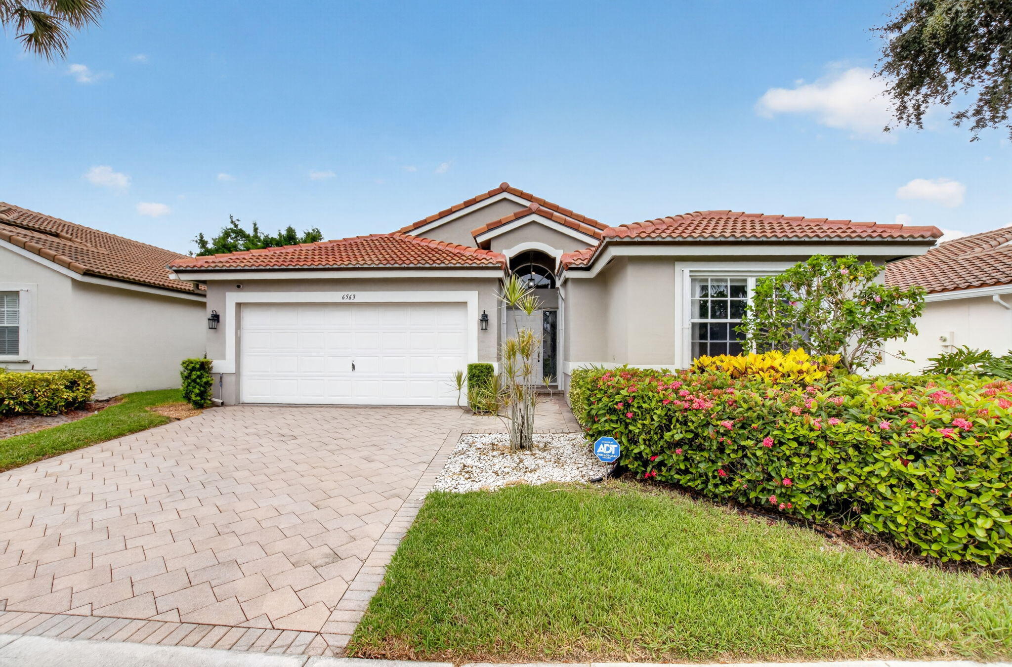 B26059612 Property Photo 1