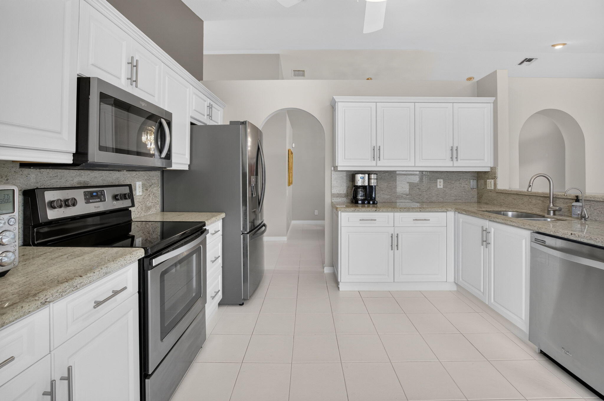 B26059612 Property Photo 21