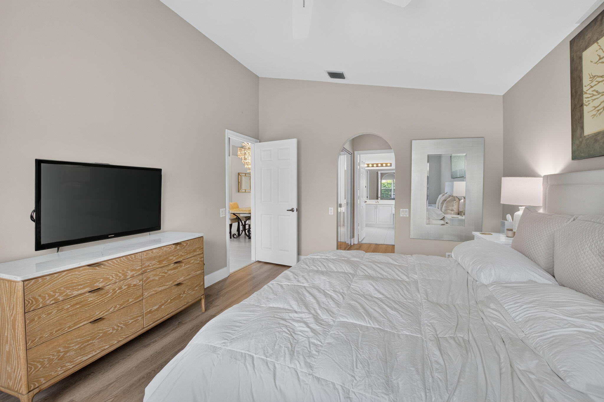 B26059612 Property Photo 27