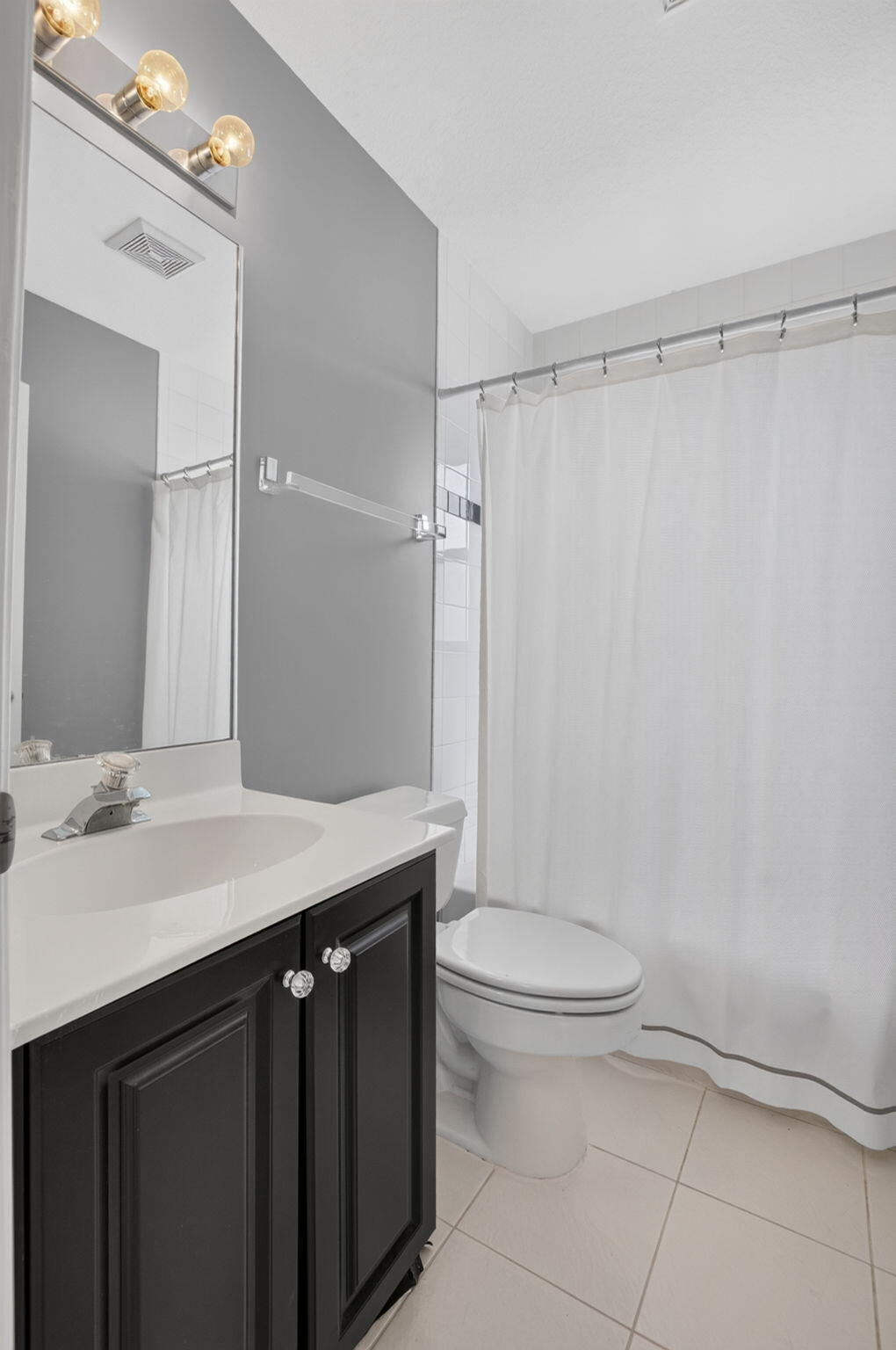 B26059612 Property Photo 33