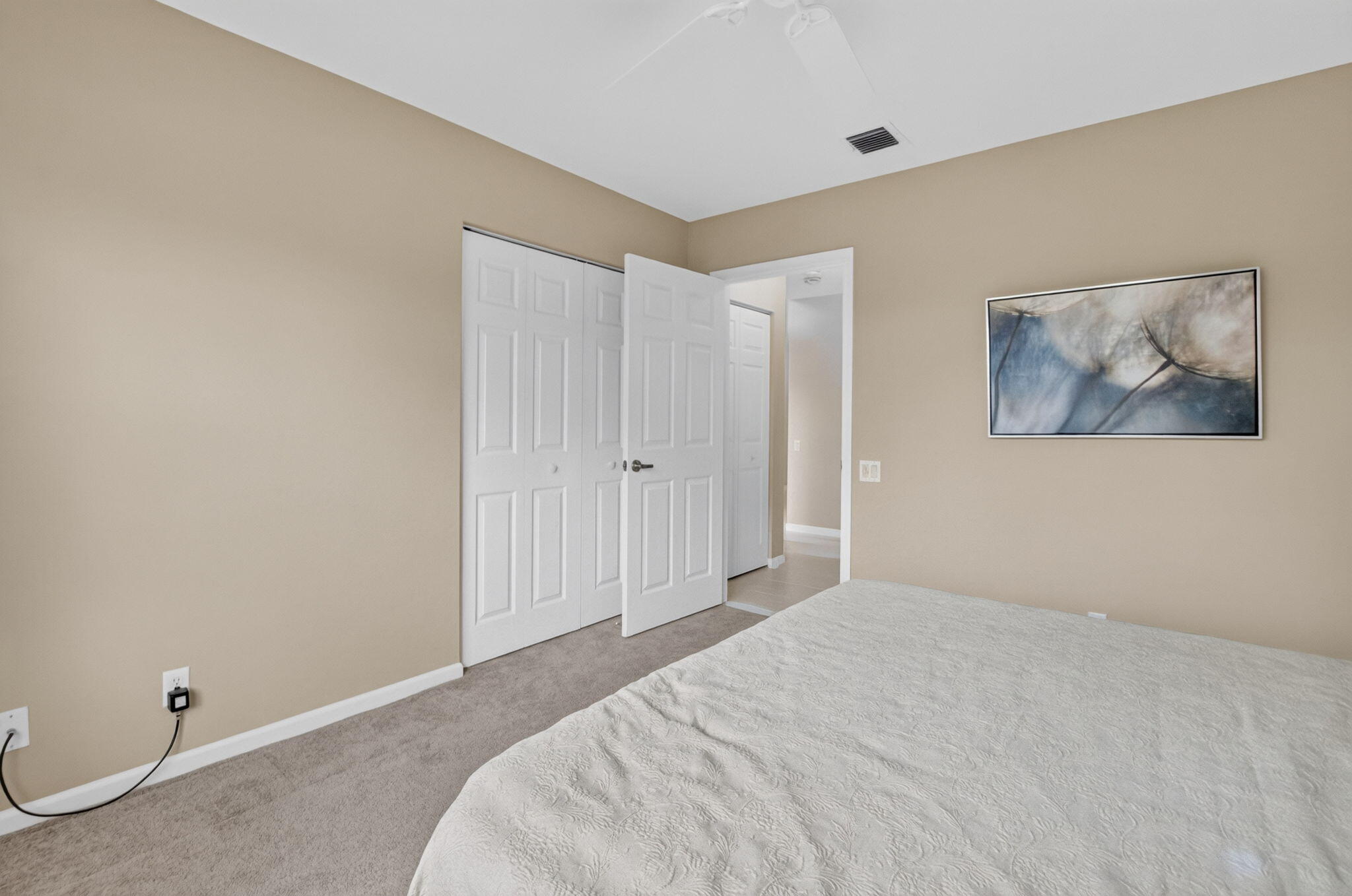 B26059612 Property Photo 35