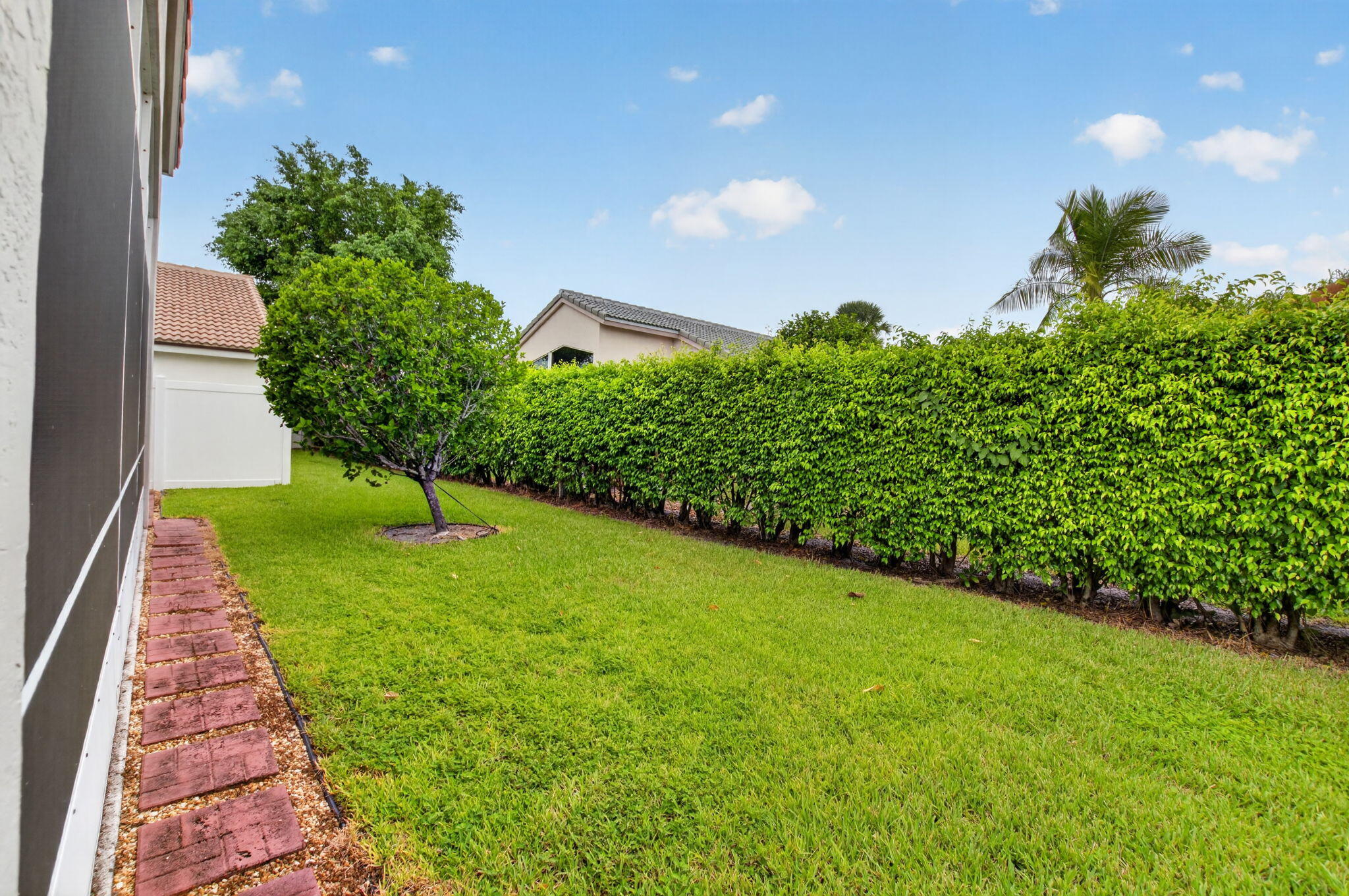 B26059612 Property Photo 41