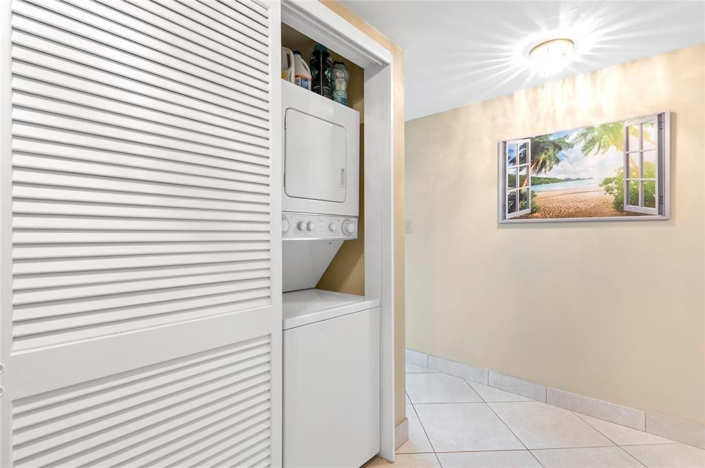 4010 Galt Ocean Drive 312 Property Photo 14
