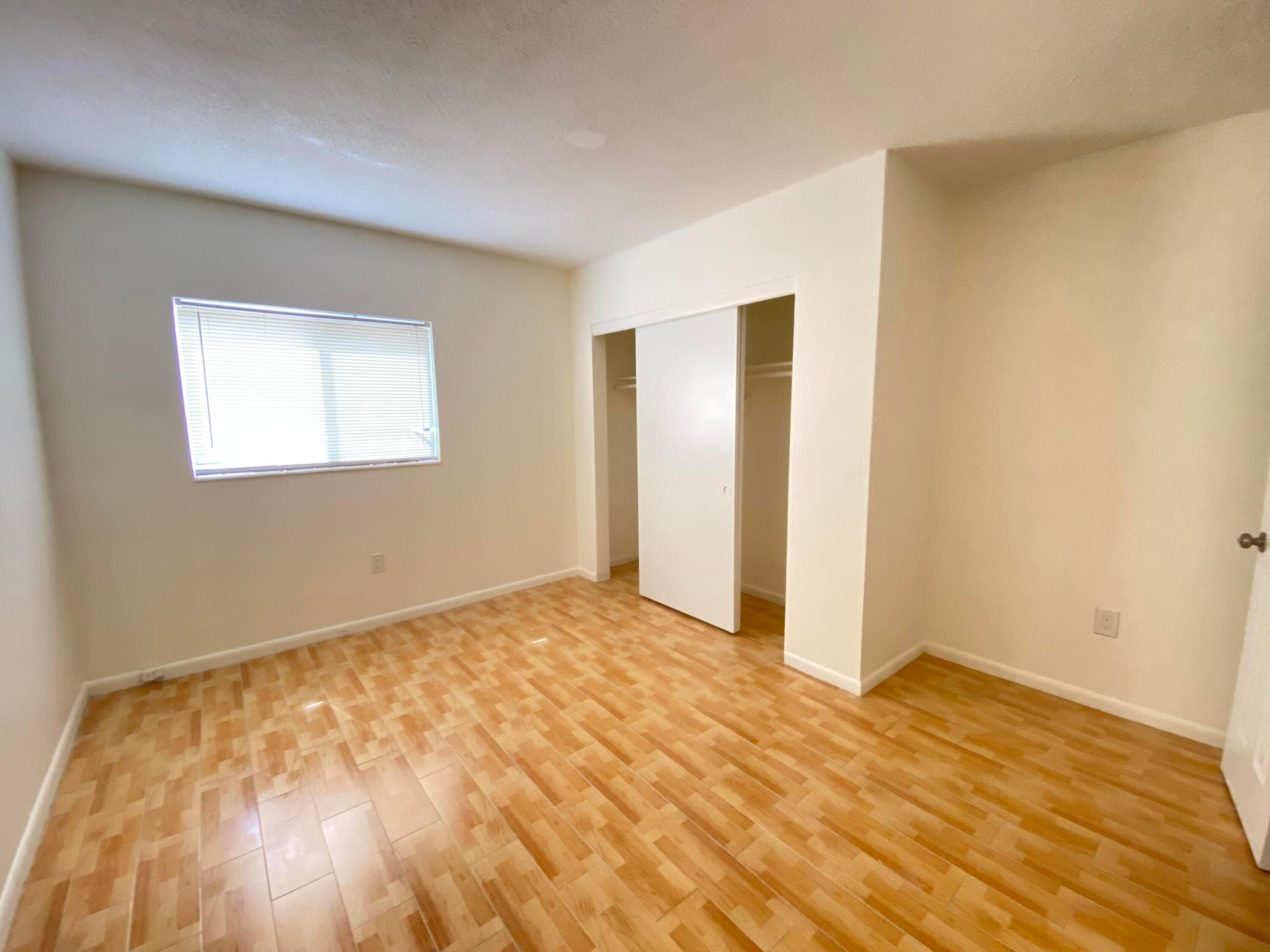 250 Sw 7th Street 13 Property Photo 10
