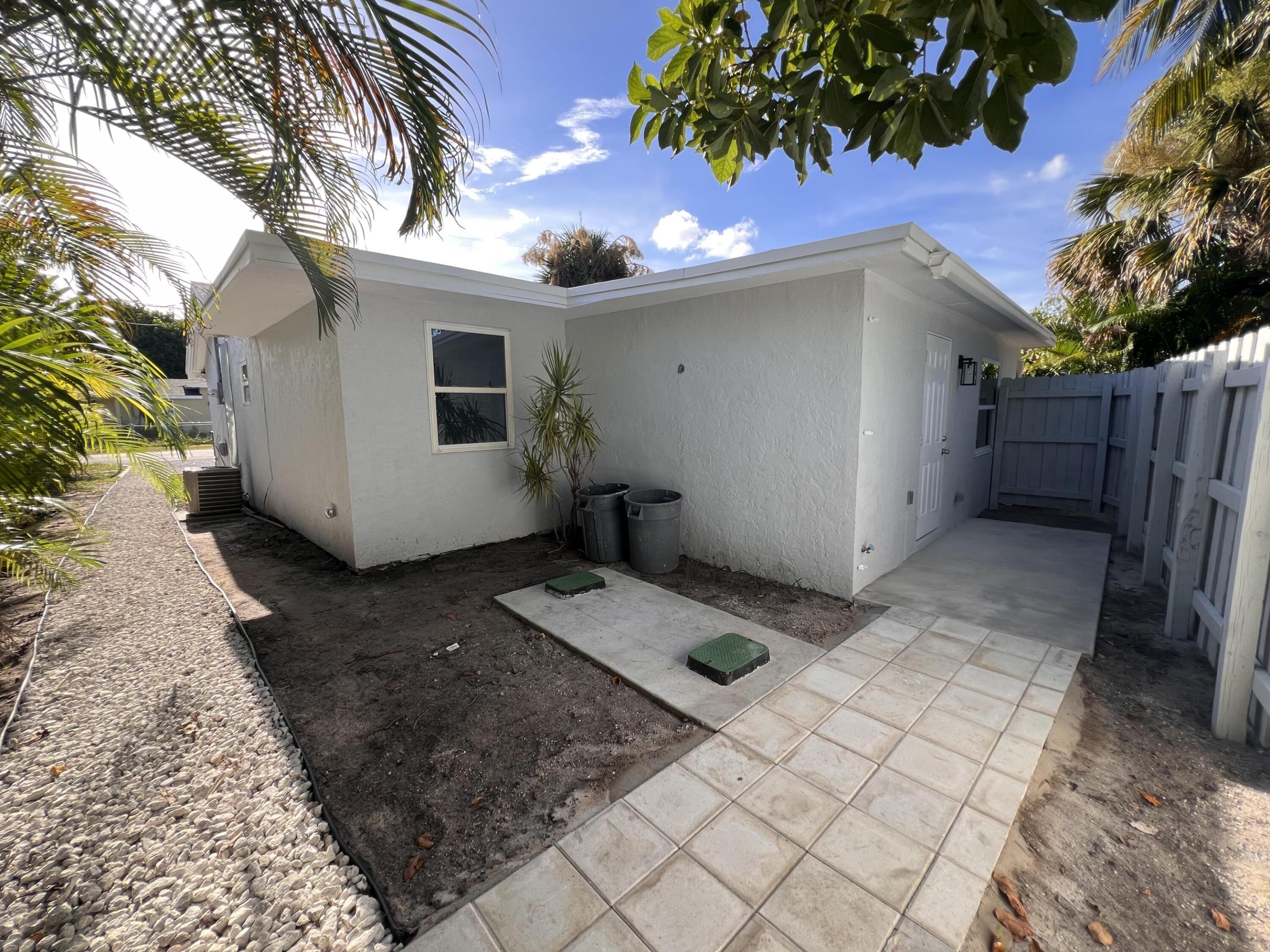 138 Ethelyn Drive Property Photo 4
