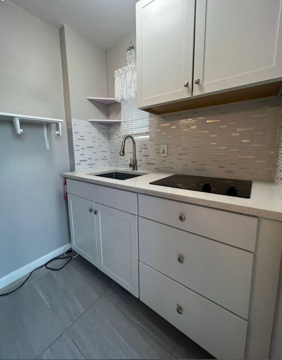 2843 Forest Hill Boulevard Property Photo 1
