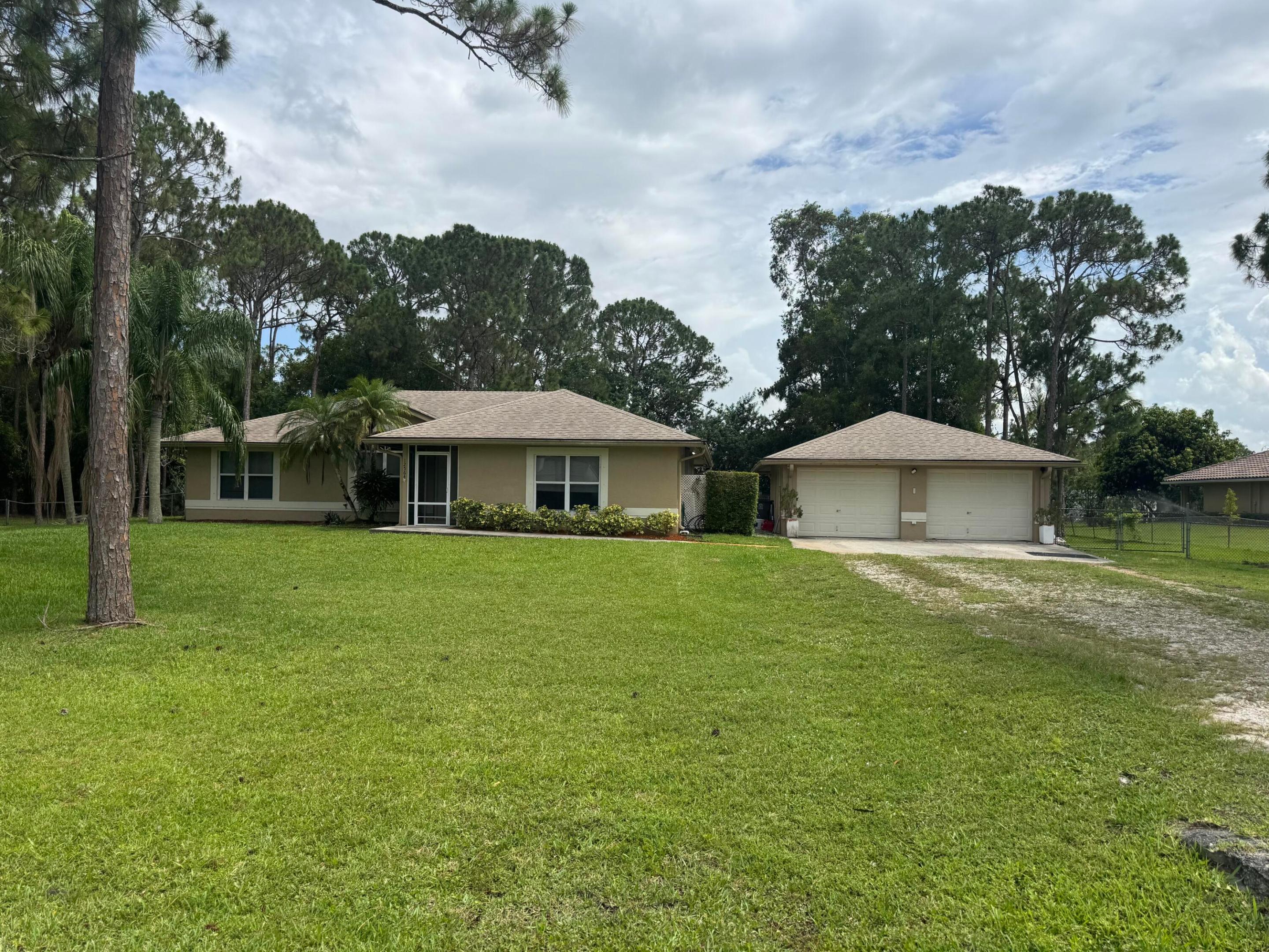 12564 68th Street N Property Photo 1