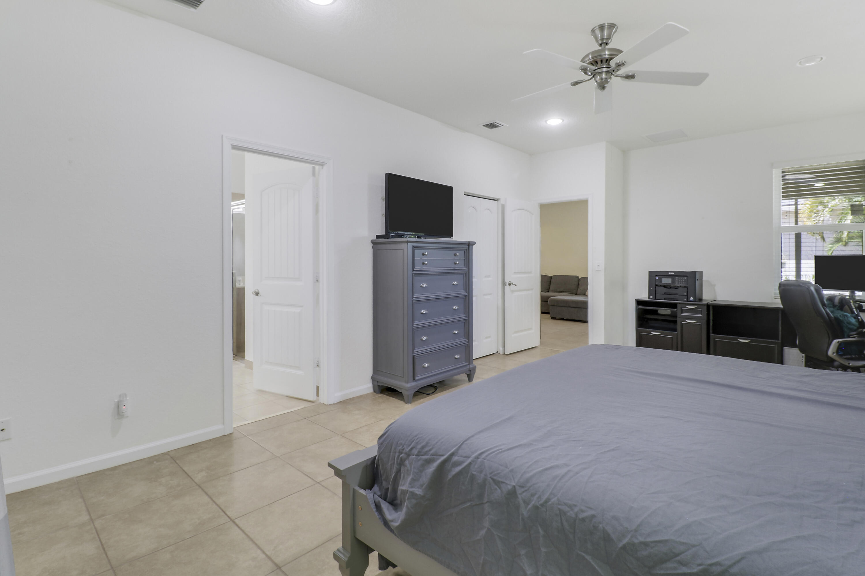 2481 Sw Silverado Street Property Photo 22